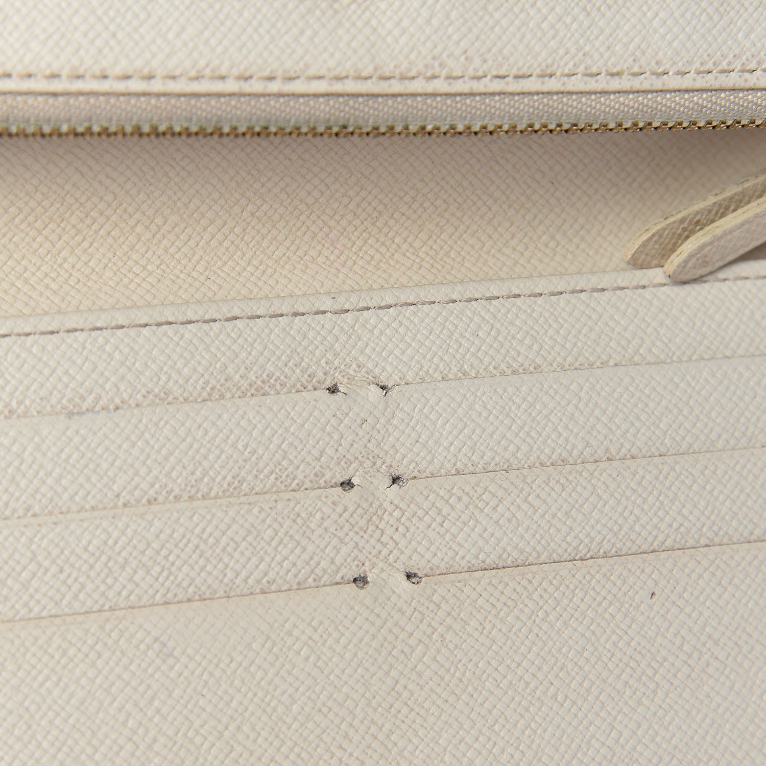 Louis Vuitton Monogram Insolite Wallet White 22 of 25