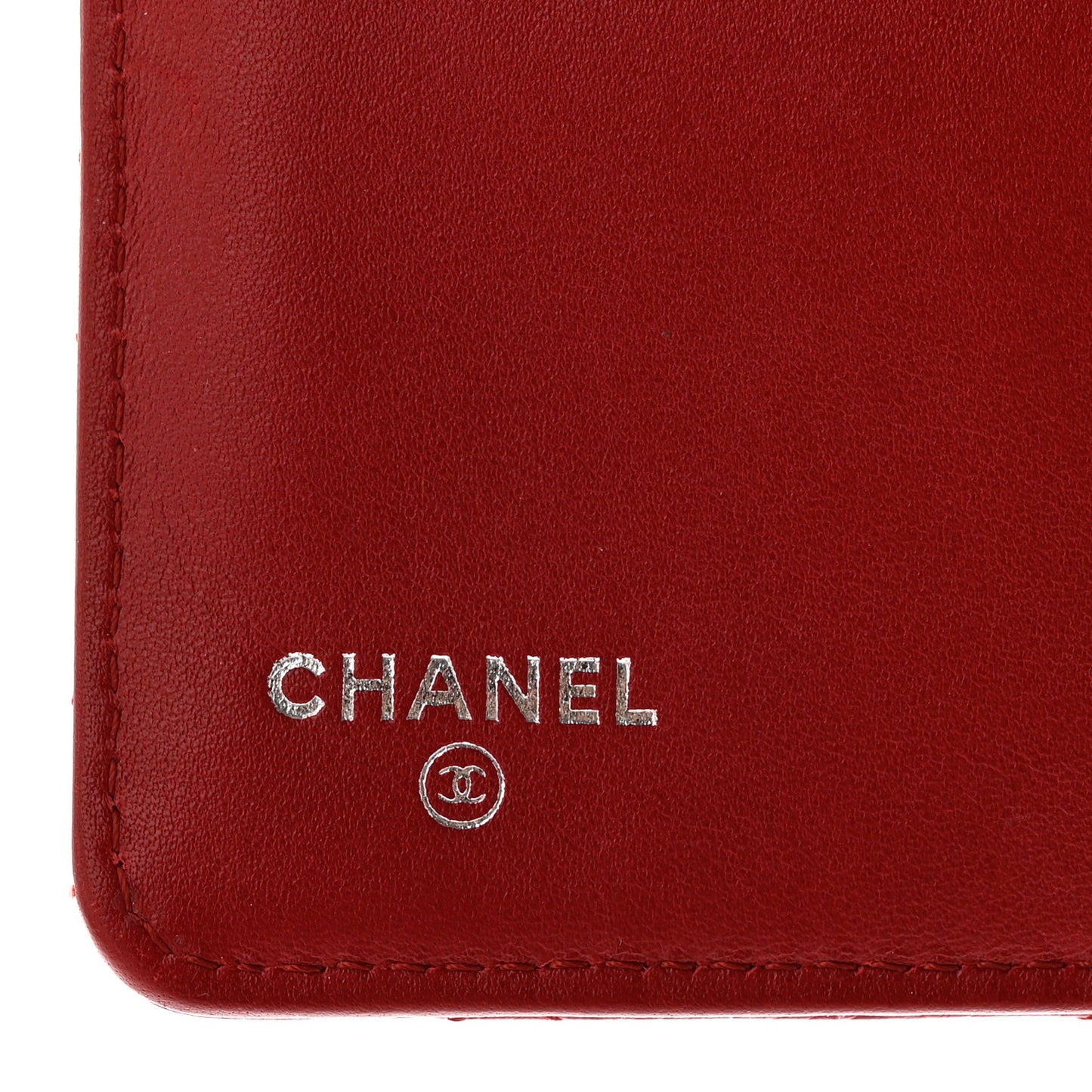 Caviar Quilted Zipped Pocket Wallet Red