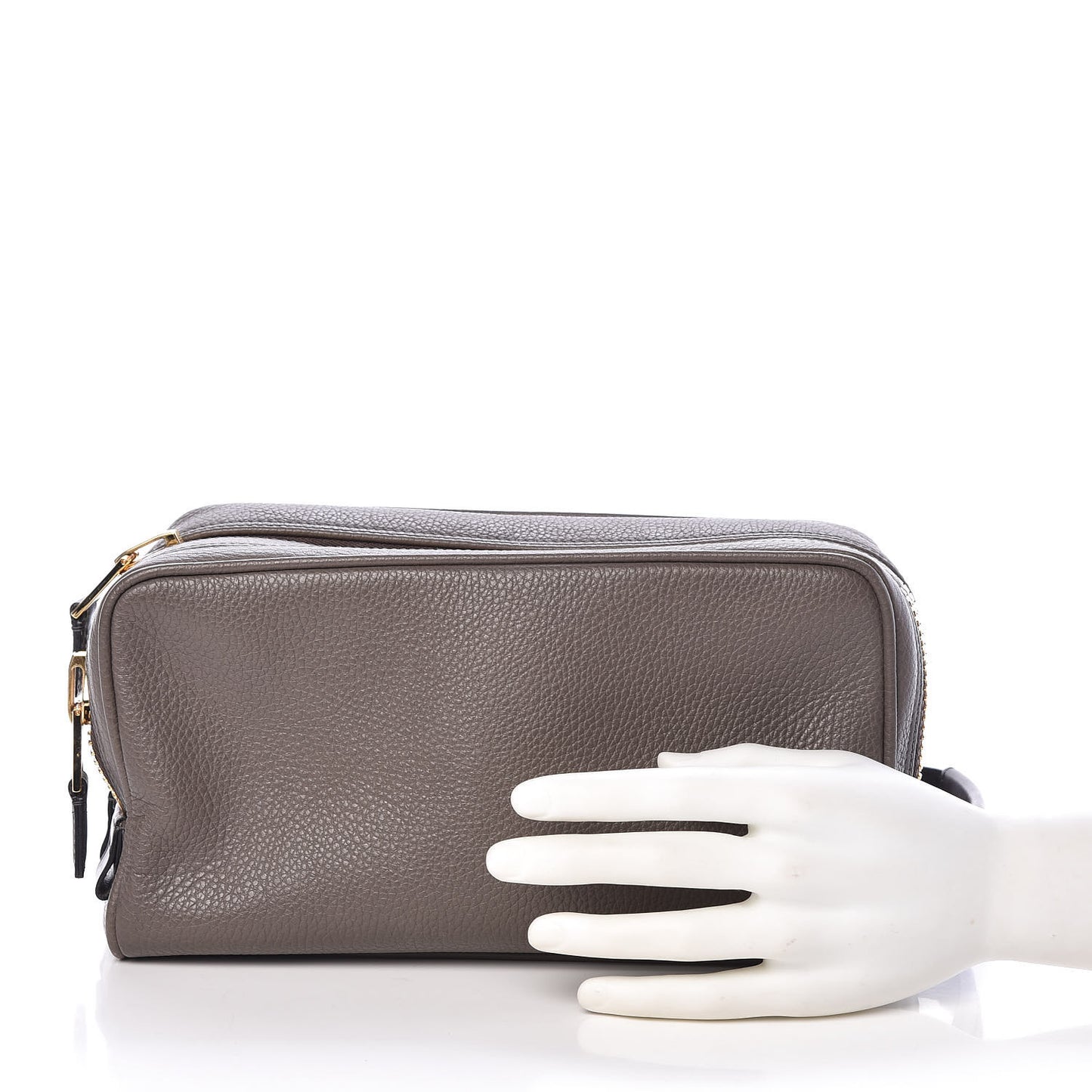 Grained Calfskin Toiletry Case Grey