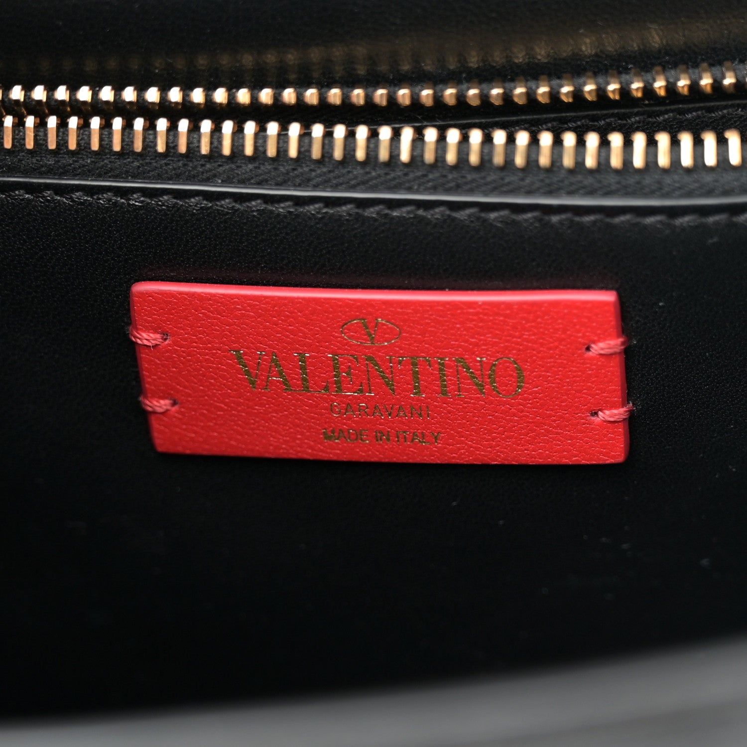 Valentino Garavani Crocodile Small VSling Top Handle Bag Black 6 of 11