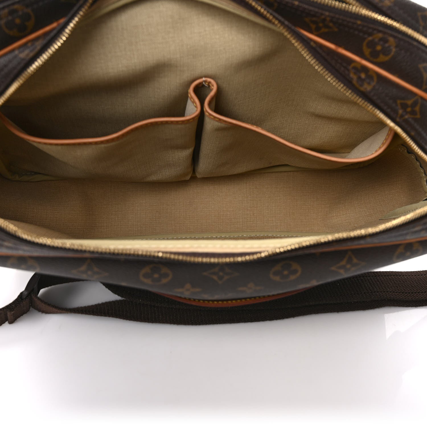 Louis Vuitton Monogram Reporter GM 6 of 9