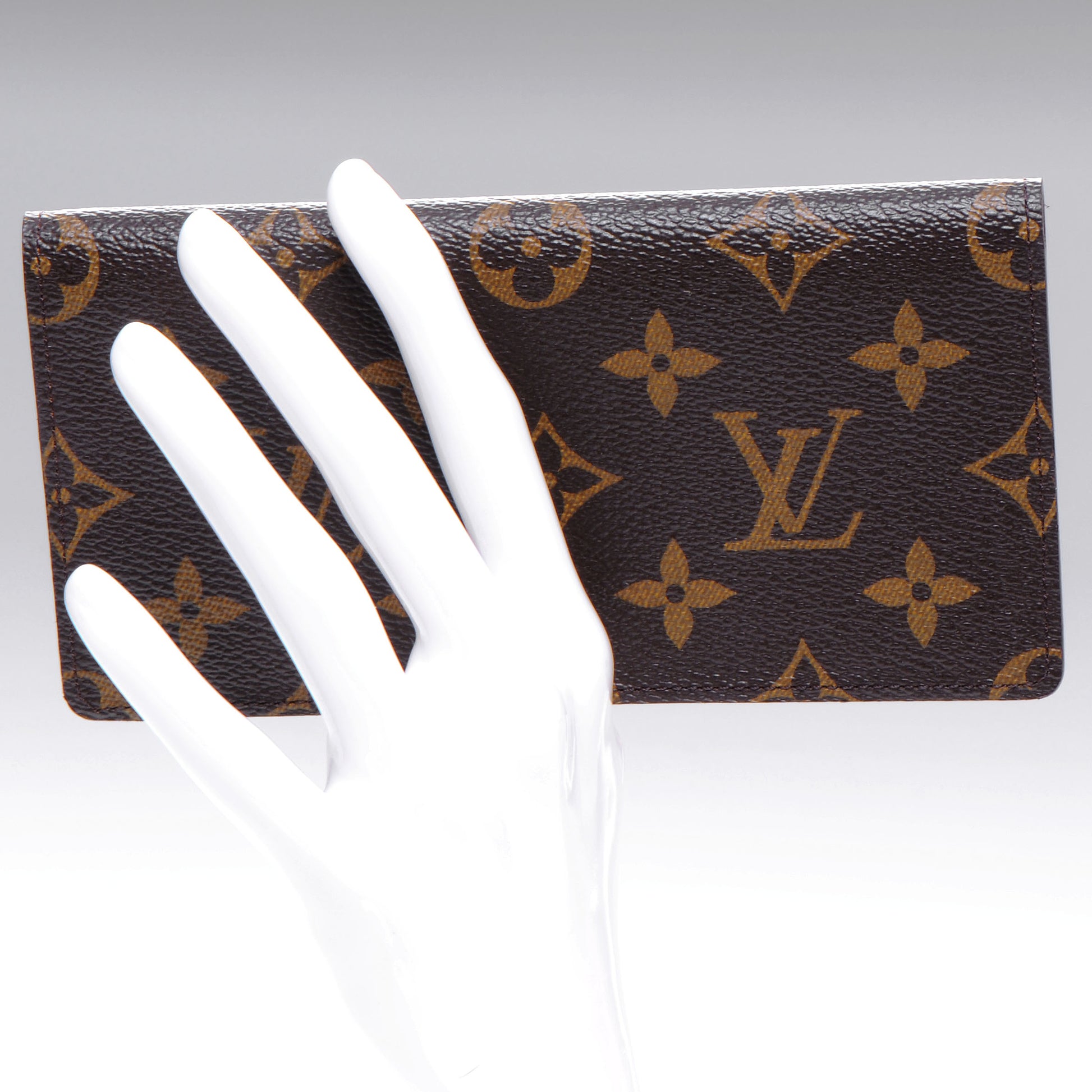 Louis Vuitton Monogram Simple Checkbook Holder Wallet Cover 2 of 8