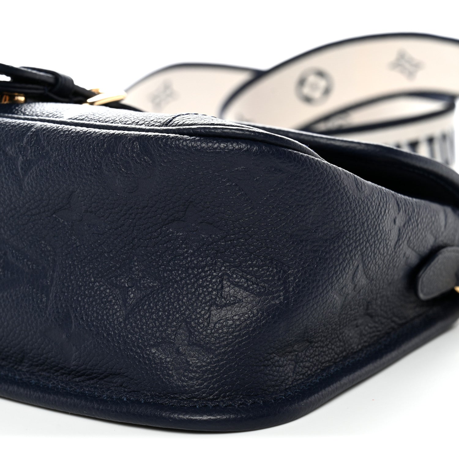 Louis Vuitton Empreinte Giant Monogram Diane Navy Creme 9 of 9