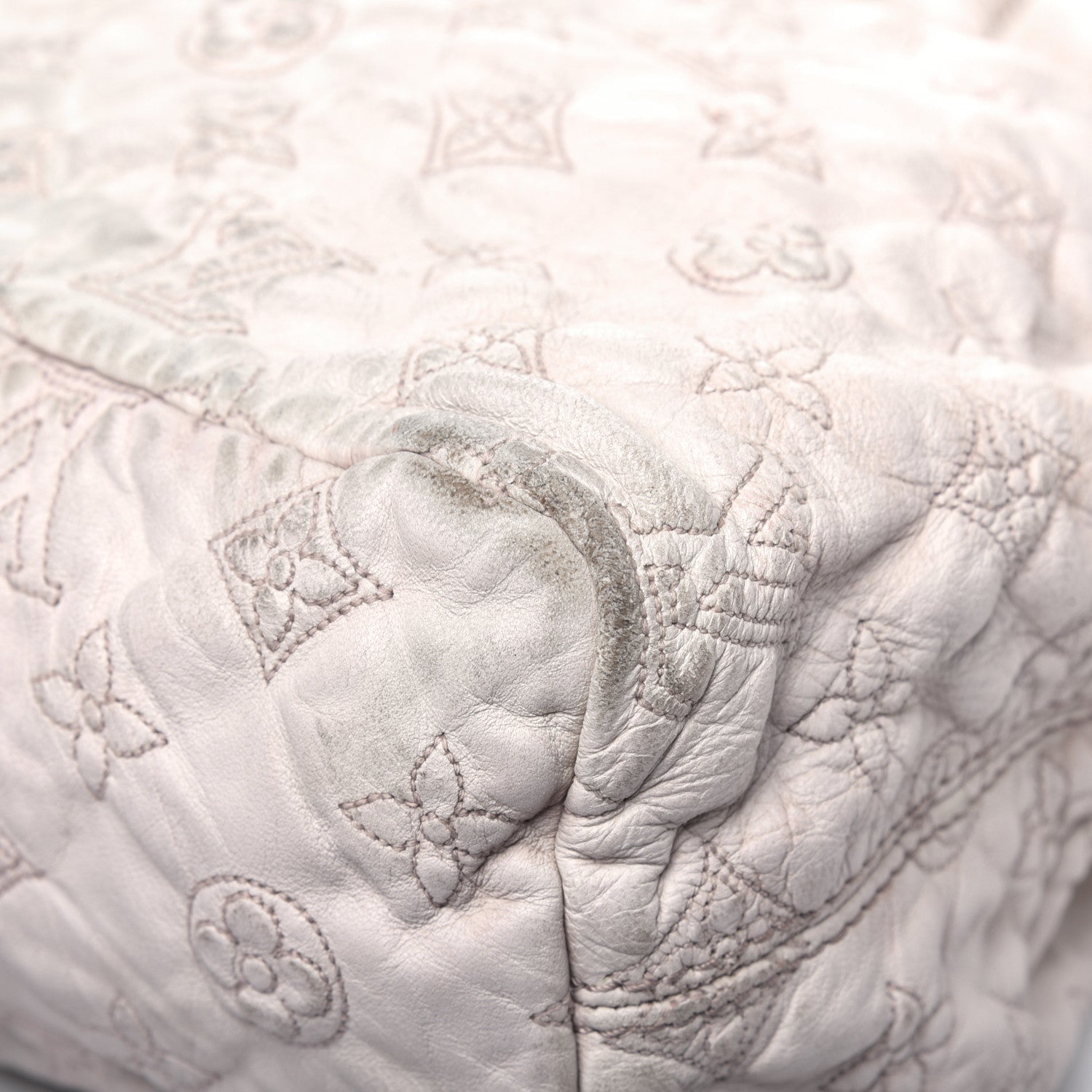 Louis Vuitton Lambskin Olympe Stratus PM Ecru 20 of 34