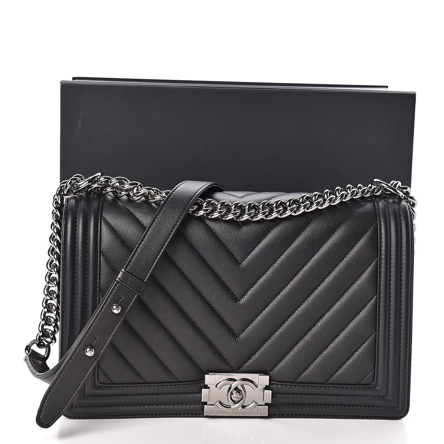 Caviar Chevron Quilted New Medium Boy Flap Black