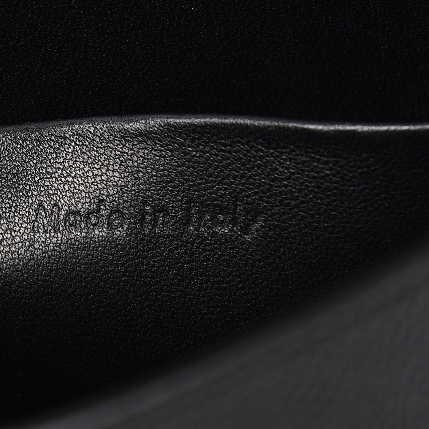 Grained Calfskin Small Trotteur Black