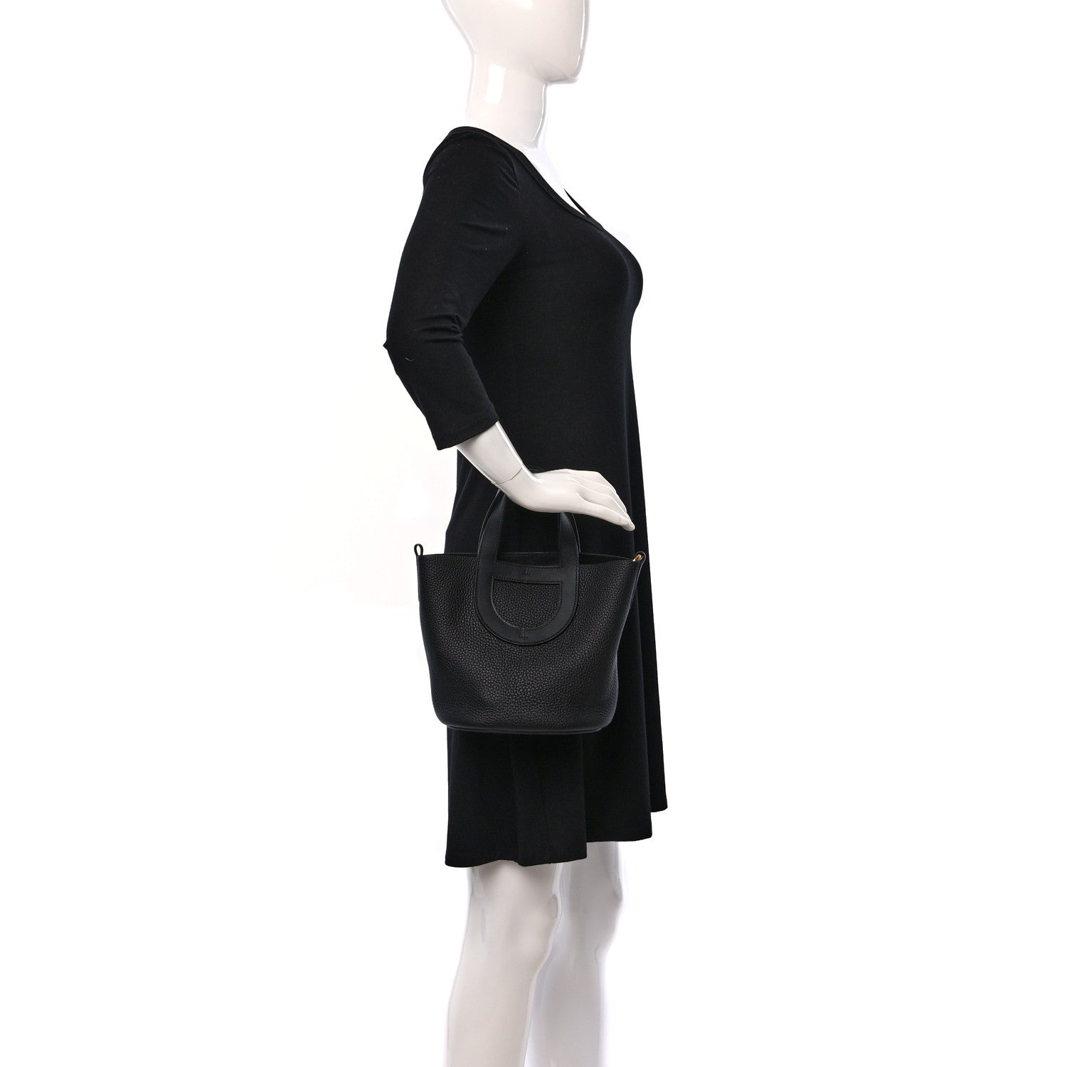 Hermes Taurillon Clemence Swift In-The-Loop 18 Bag Black 2 of 10