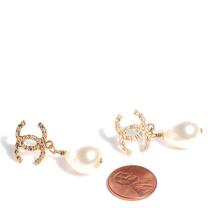 Chanel Pearl CC Dangle Earrings Gold 2 of 5