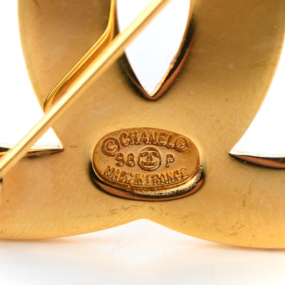 Chanel CC Brooch Gold 4 of 5