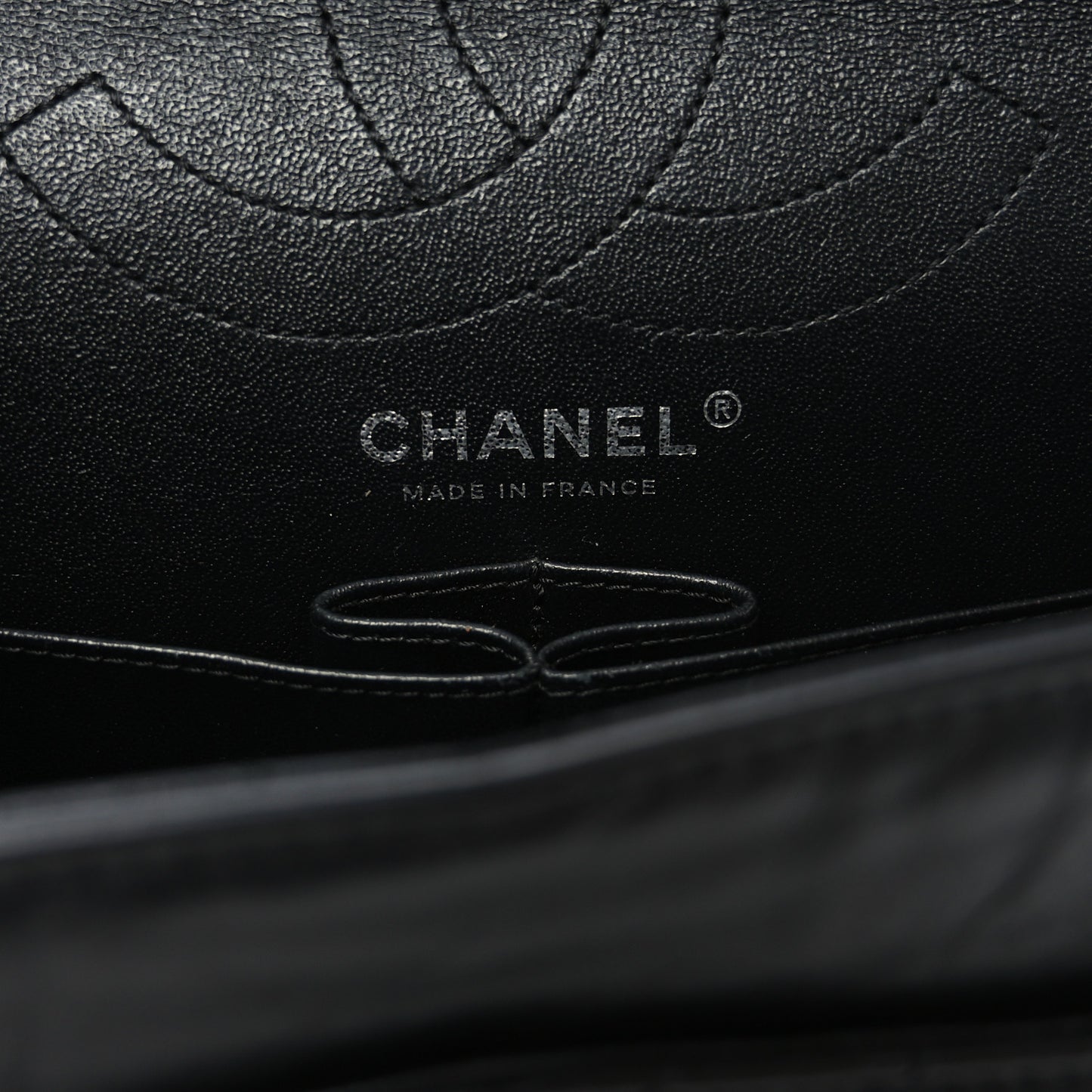 Aged Calfskin Chevron Quilted 2.55 Reissue 226 So Black