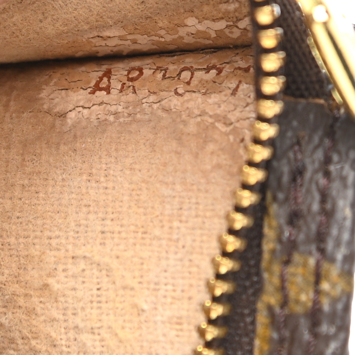 Monogram Bucket 23 Pouch