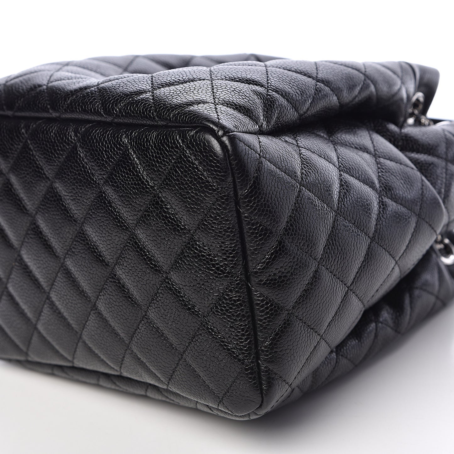 Caviar Quilted Small Chain Bucket Bag Black