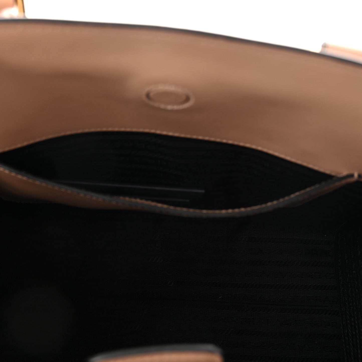 Saffiano Soft Calfskin Large Tote Cammeo