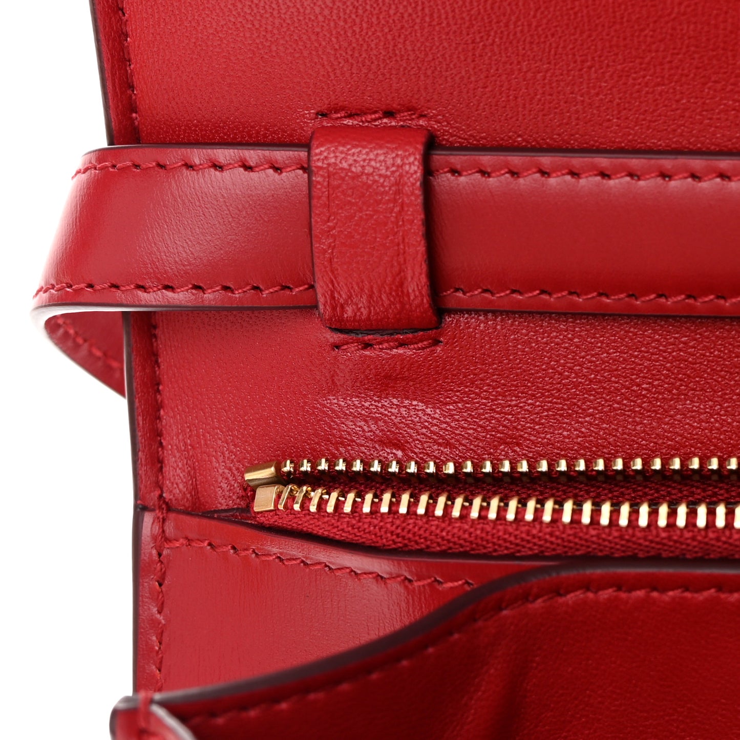 Box Calfskin Medium Classic Box Flap Bag Red