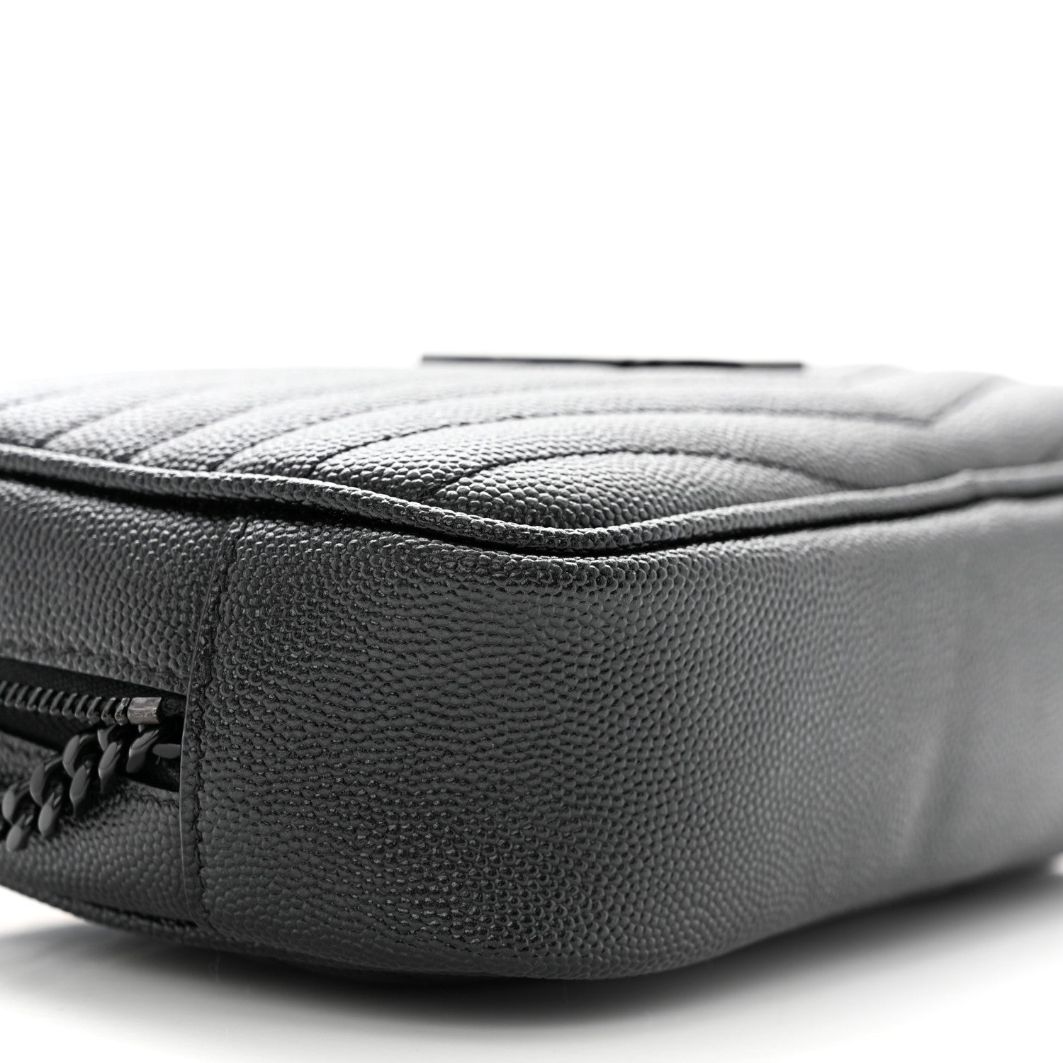 Saint Laurent Grain De Poudre Matelasse Monochrome Monogram Mini Lou Camera Bag Black 9 of 11
