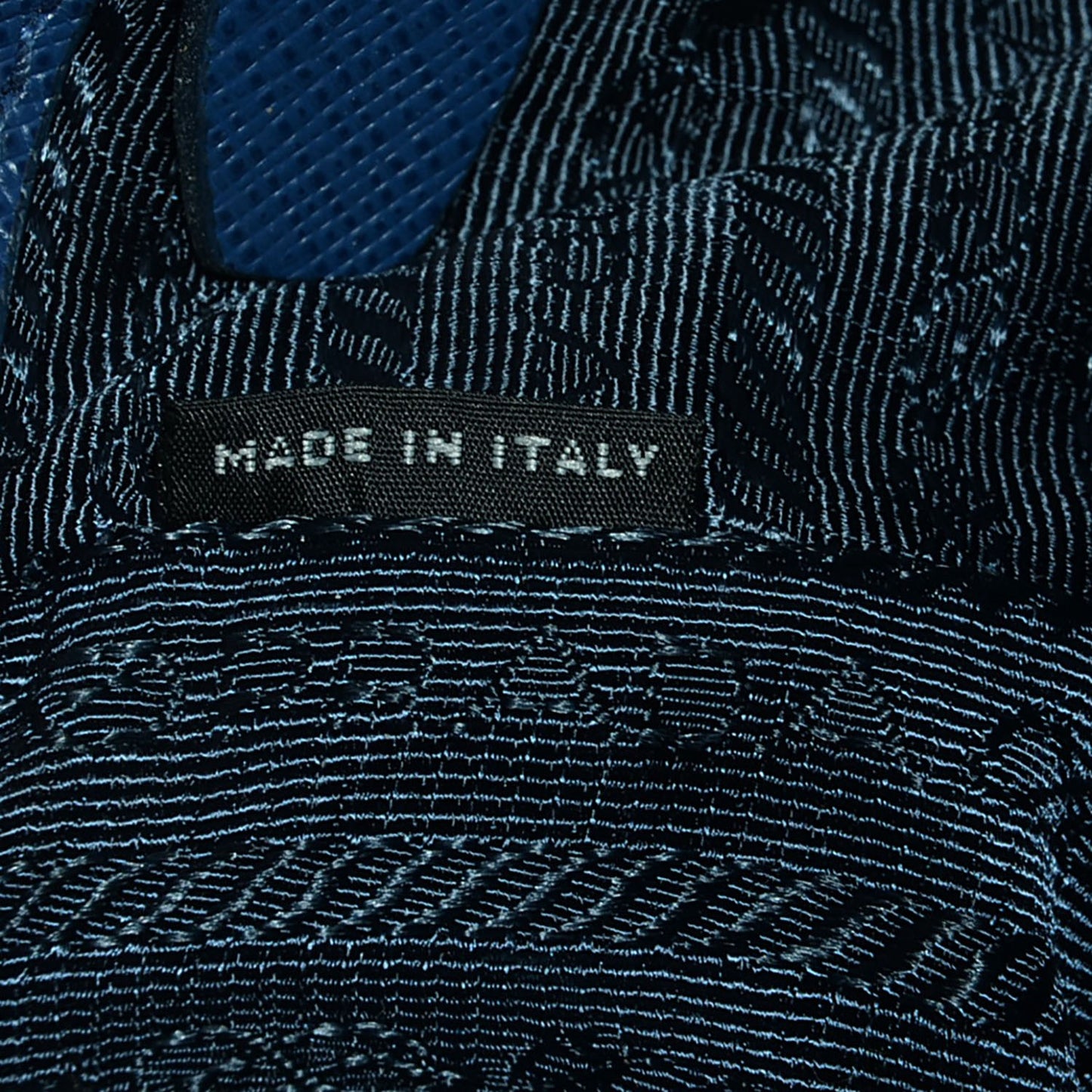 Saffiano Lux Medium Double Zip Tote Bluette