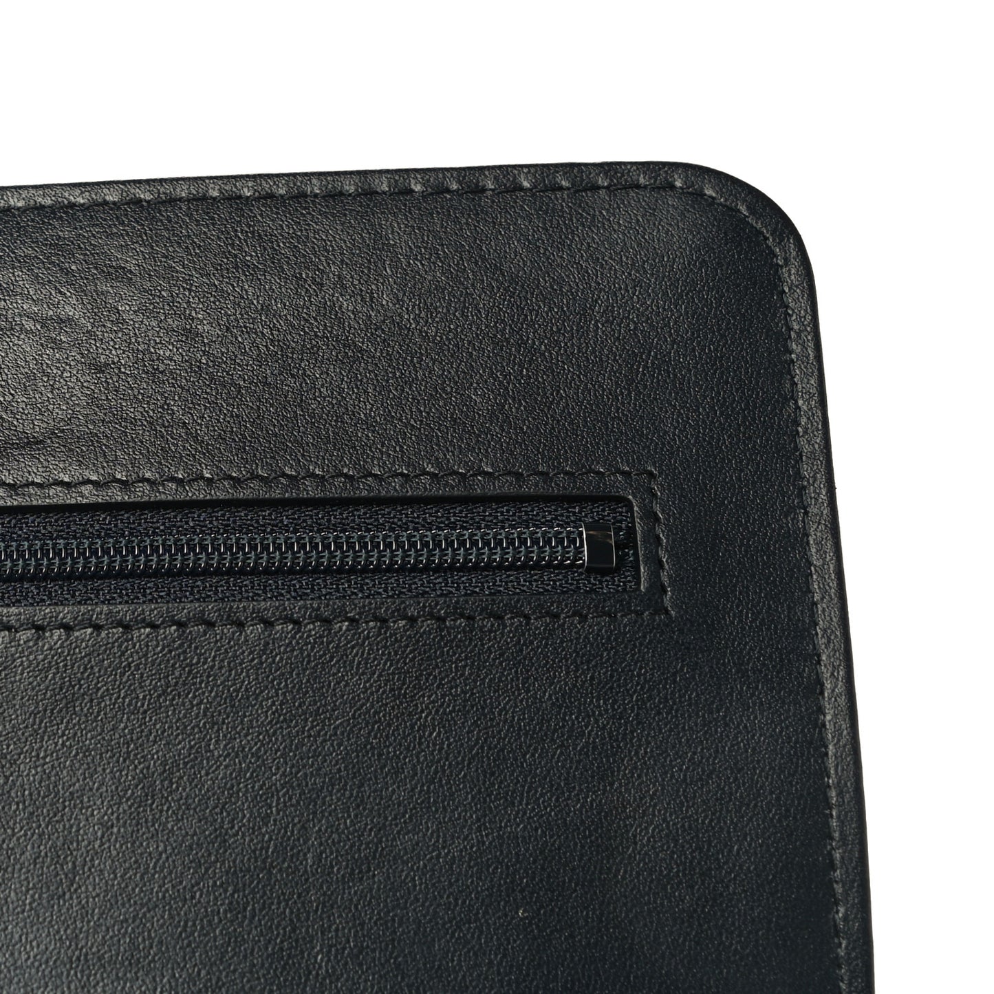 Caviar Quilted Boy Wallet On Chain WOC Navy