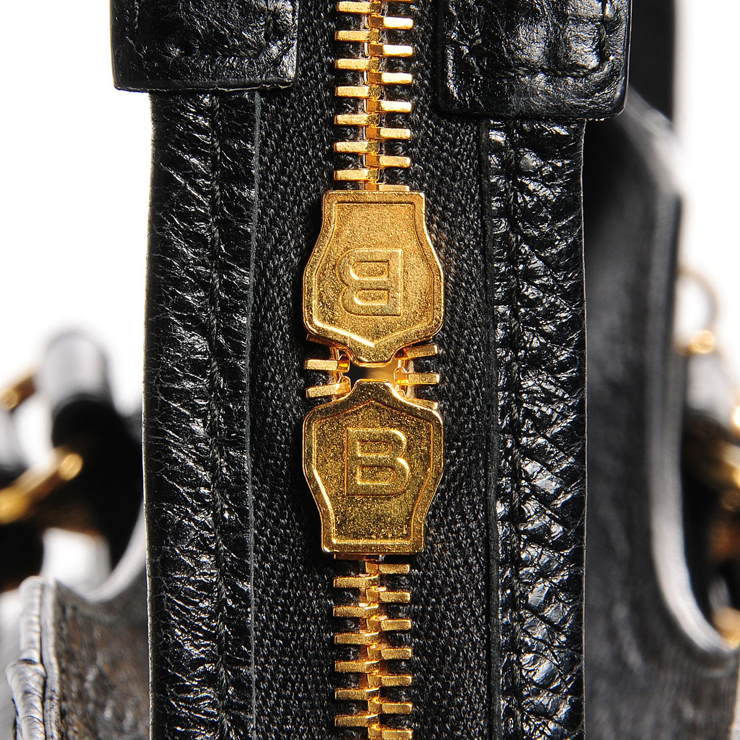 Agneau Giant 12 Gold Hardware Velo Black