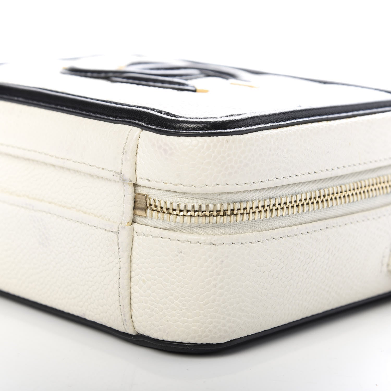 Chanel Caviar Quilted Small CC Filigree Vanity Case White Black 7 of 9