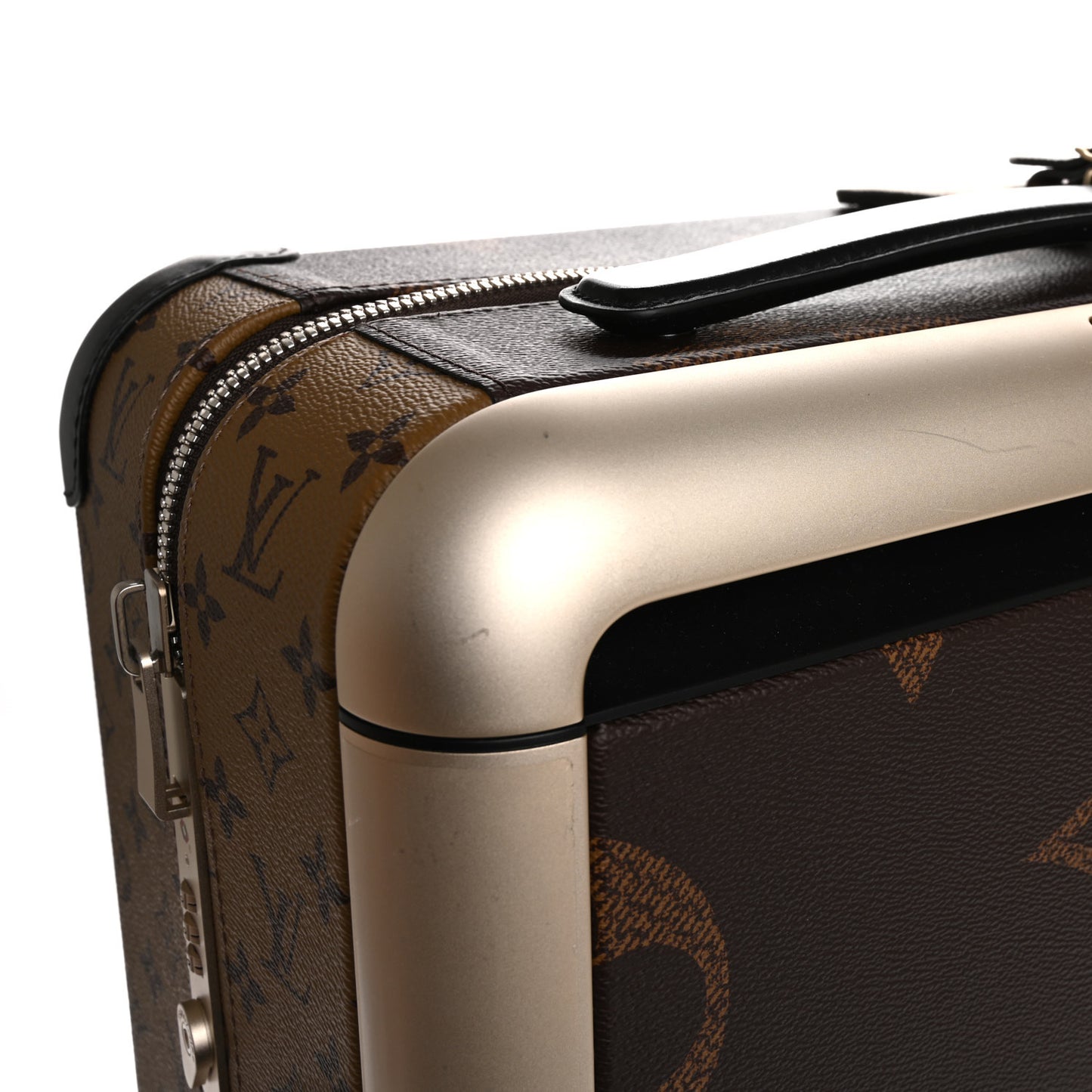 Reverse Monogram Horizon 55