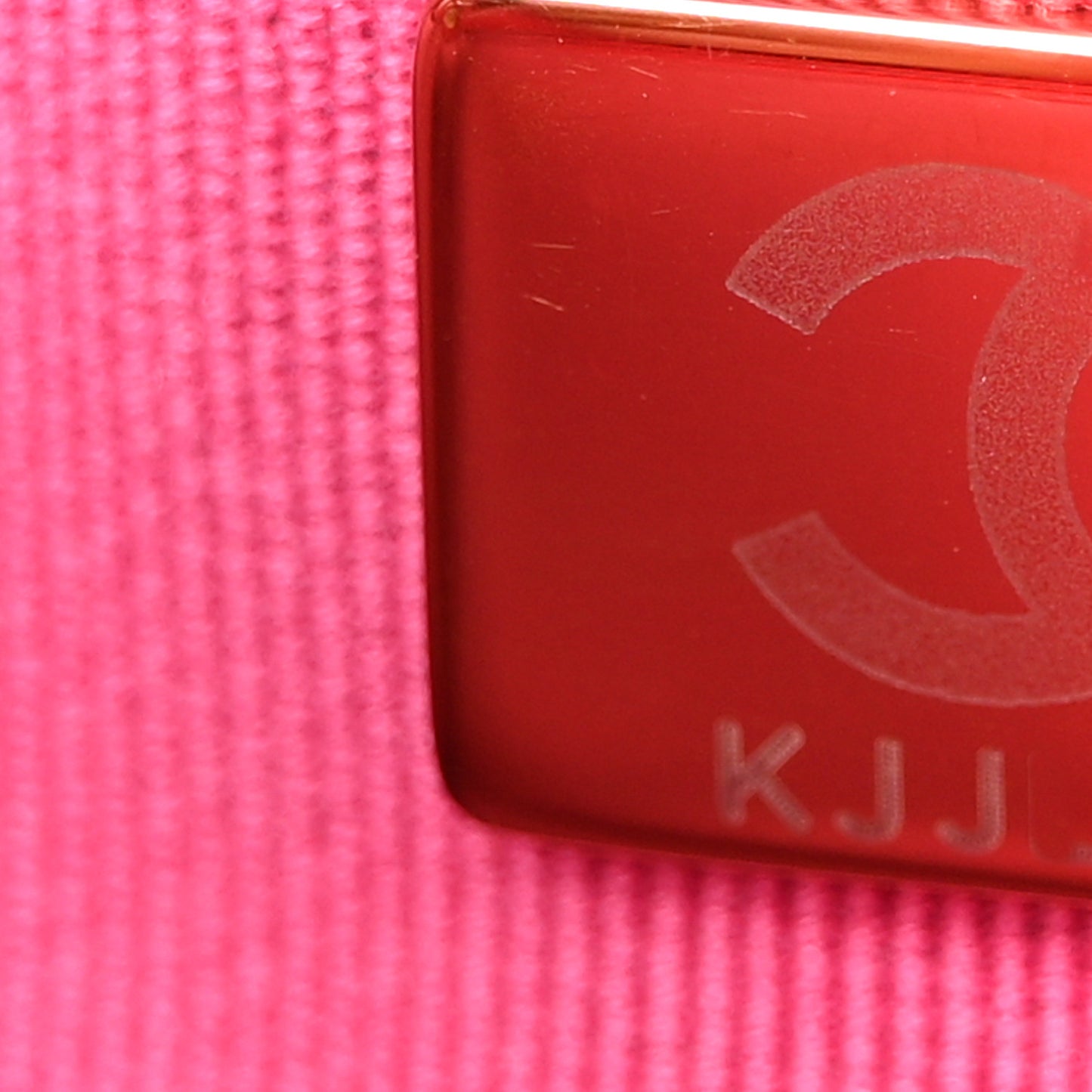 Caviar Quilted Small Twist Your Buttons Flap Fuchsia