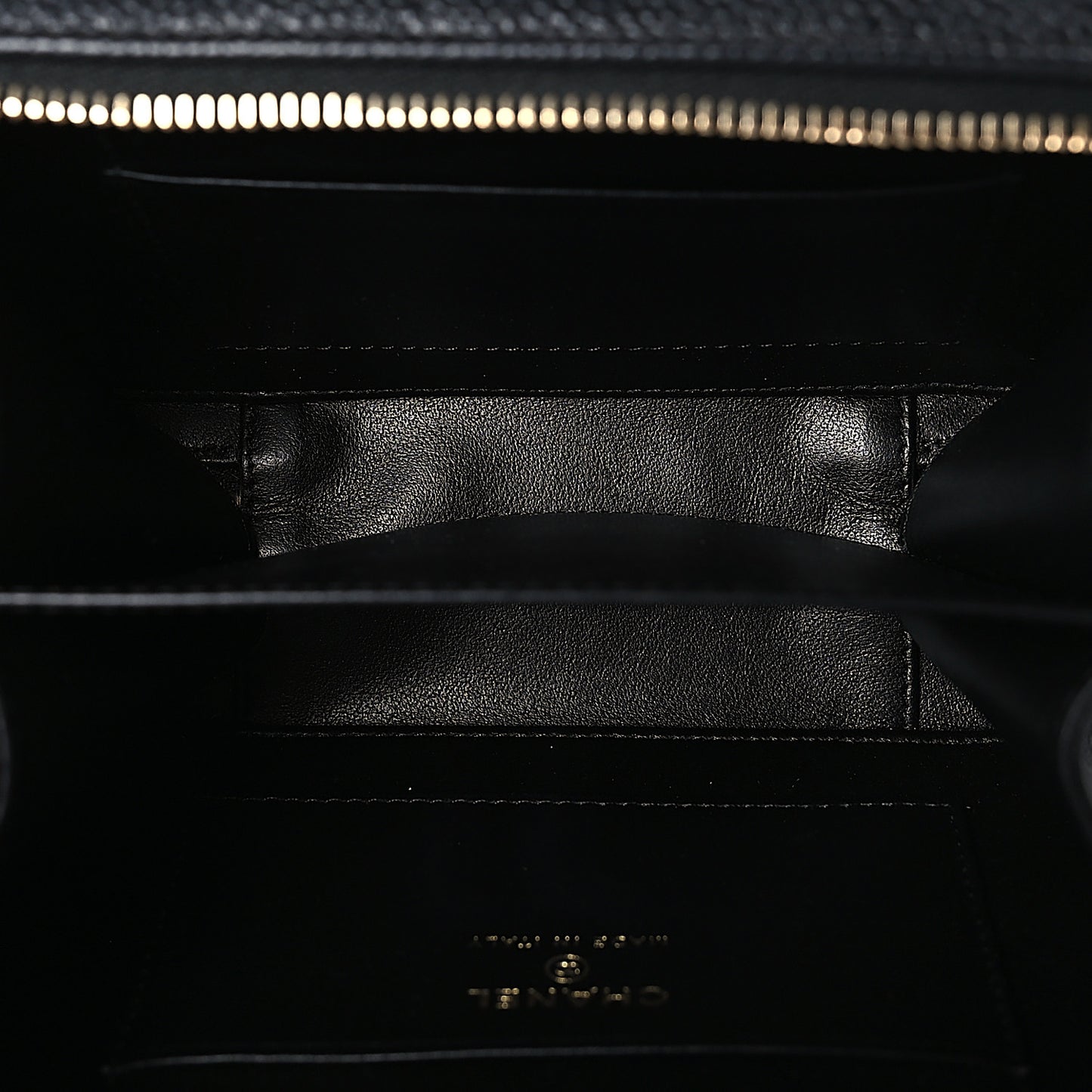 Caviar Quilted CC Filigree Vanity Clutch With Chain Black