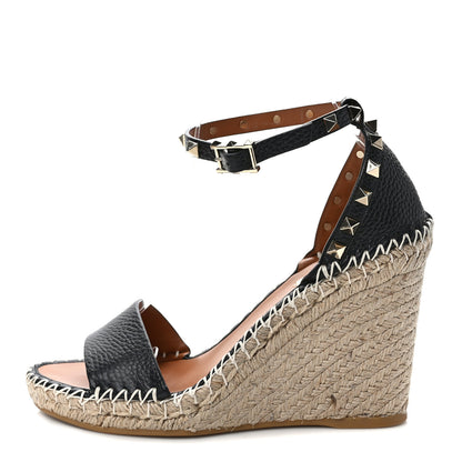 Valentino Garavani Grained Calfskin Rockstud Ankle Strap Espadrille 15/105mm Wedge Sandals 38 Poudre Black 1 of 10