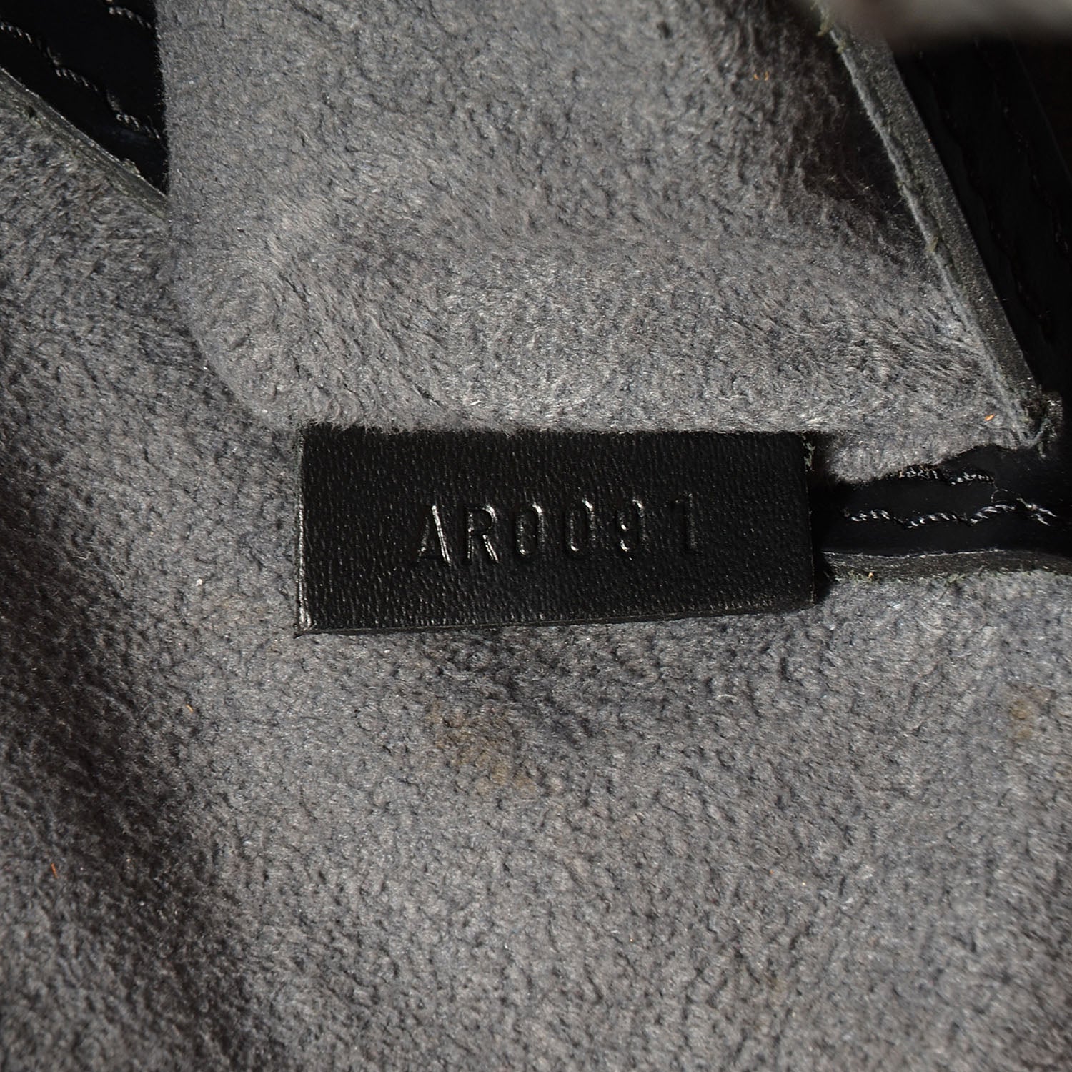 Louis Vuitton Epi Alma PM Black 7 of 7
