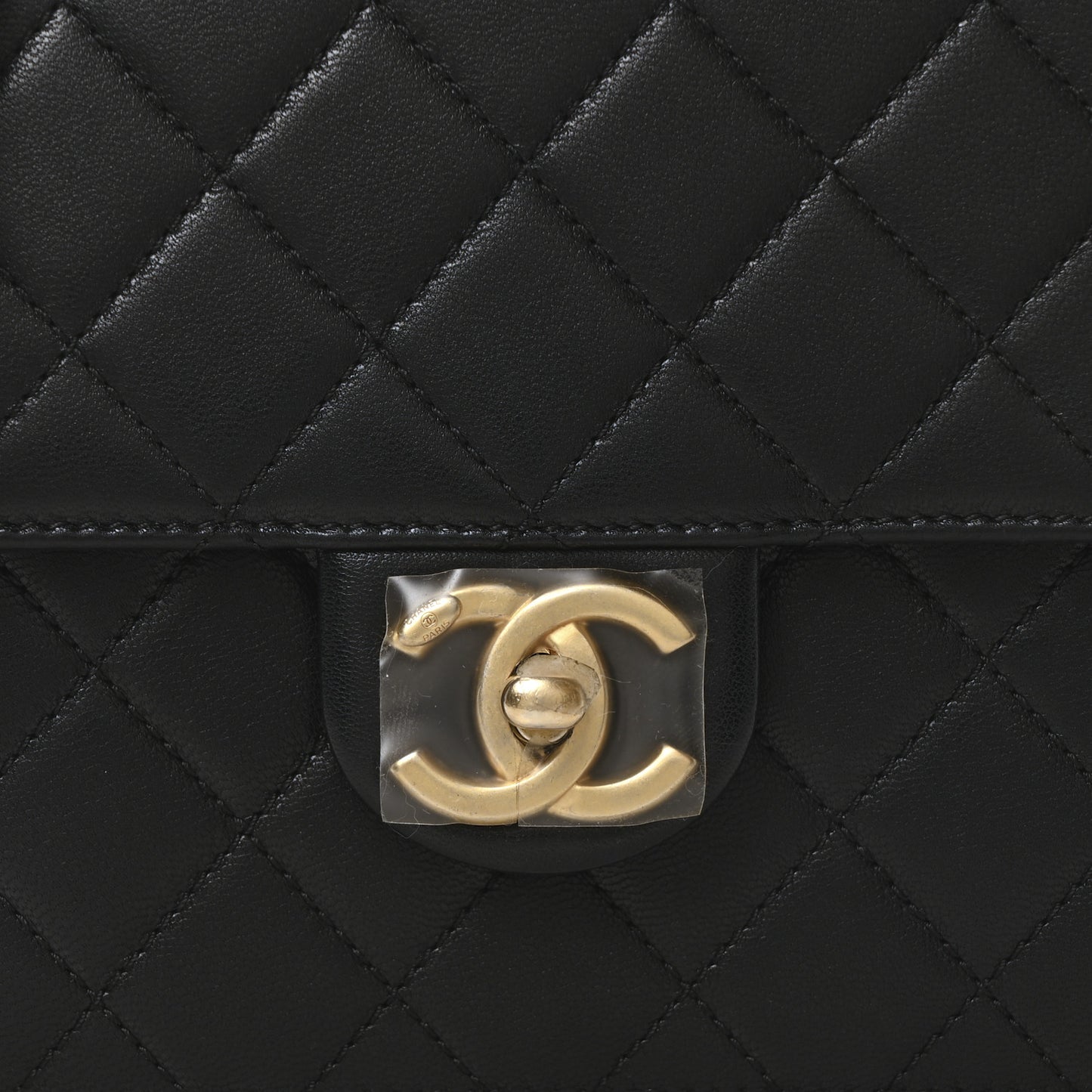 Lambskin Quilted Chic Pearls Flap Black
