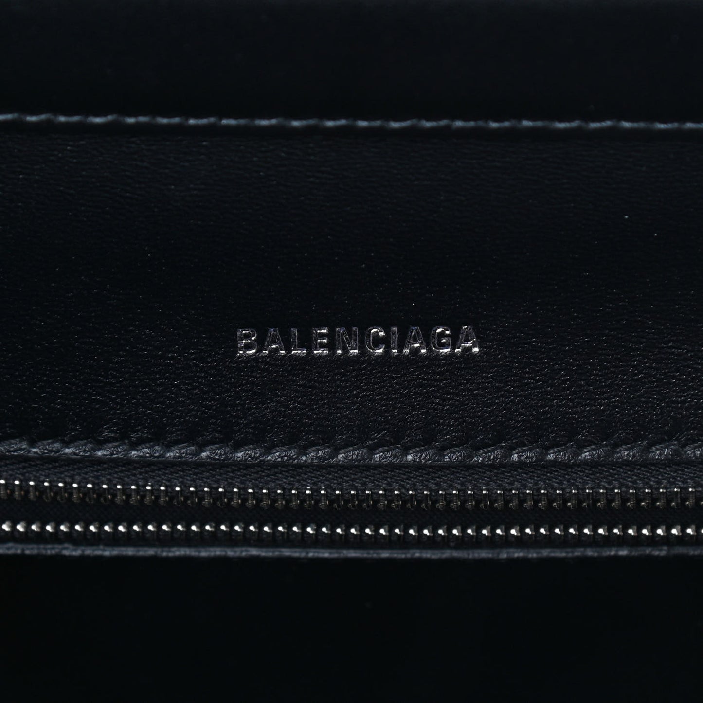 Shiny Box Calfskin Medium Ghost Shoulder Bag Black