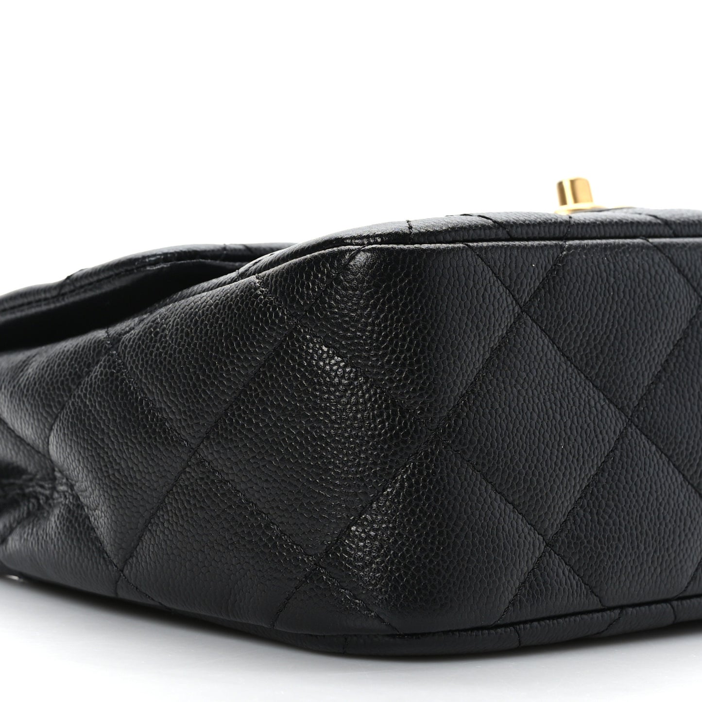 Caviar Quilted Sweetheart Flap Black