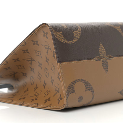 Louis Vuitton Reverse Monogram Giant Onthego MM 8 of 12