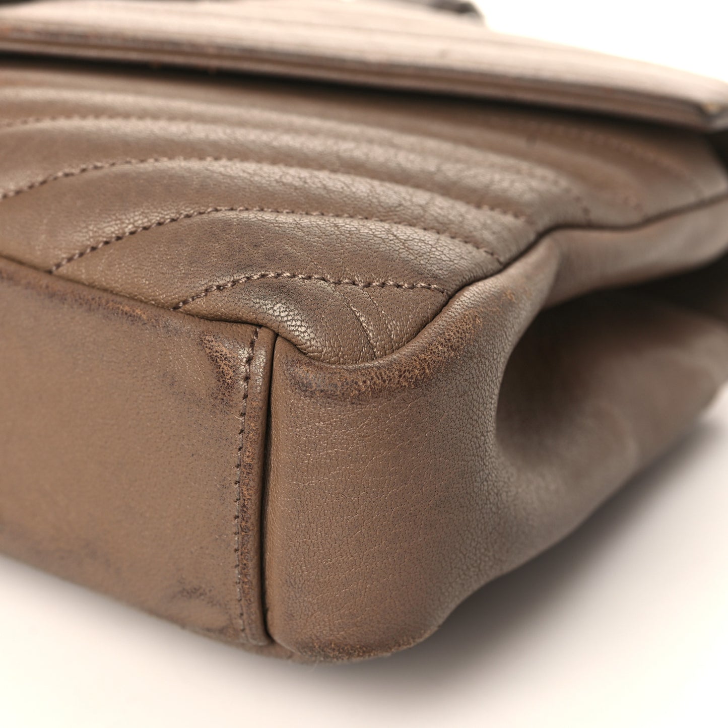Sheepskin Matelasse Chevron Monogram Medium College Bag Fard