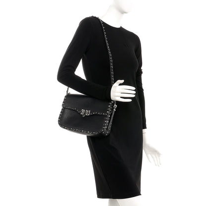 Valentino Garavani Pebbled Calfskin Onyx Medium Rockstud Rolling Flap Saddle Bag Black 2 of 7