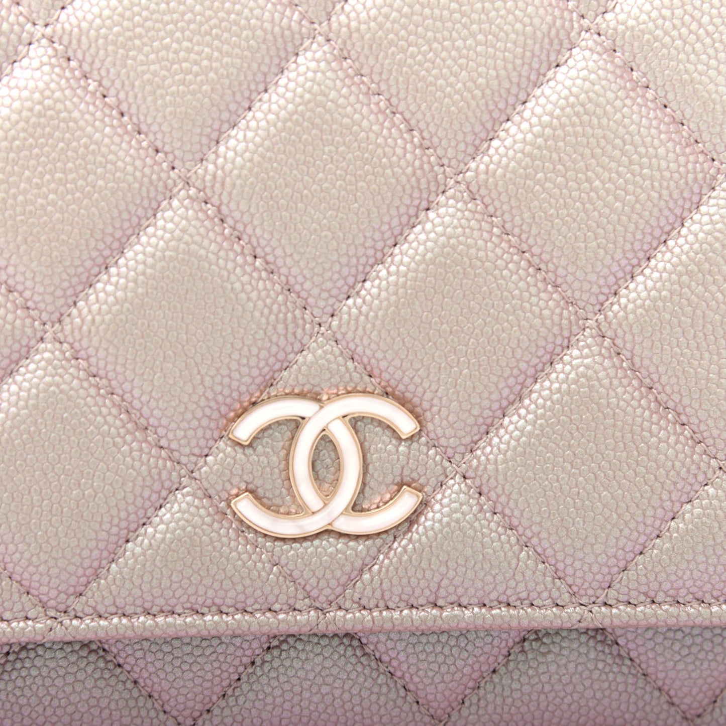 Iridescent Caviar Quilted Wallet On Chain WOC Beige