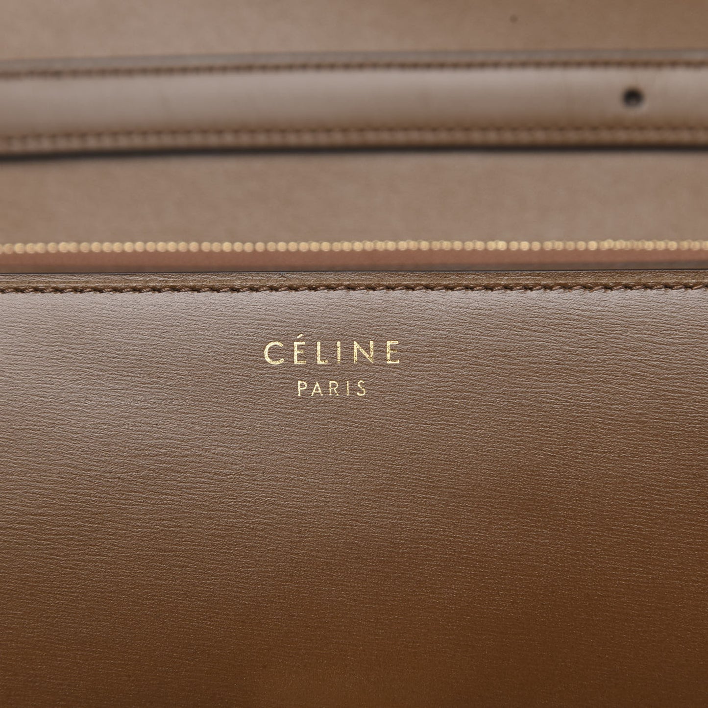 Box Calfskin Medium Classic Box Flap Bag Camel