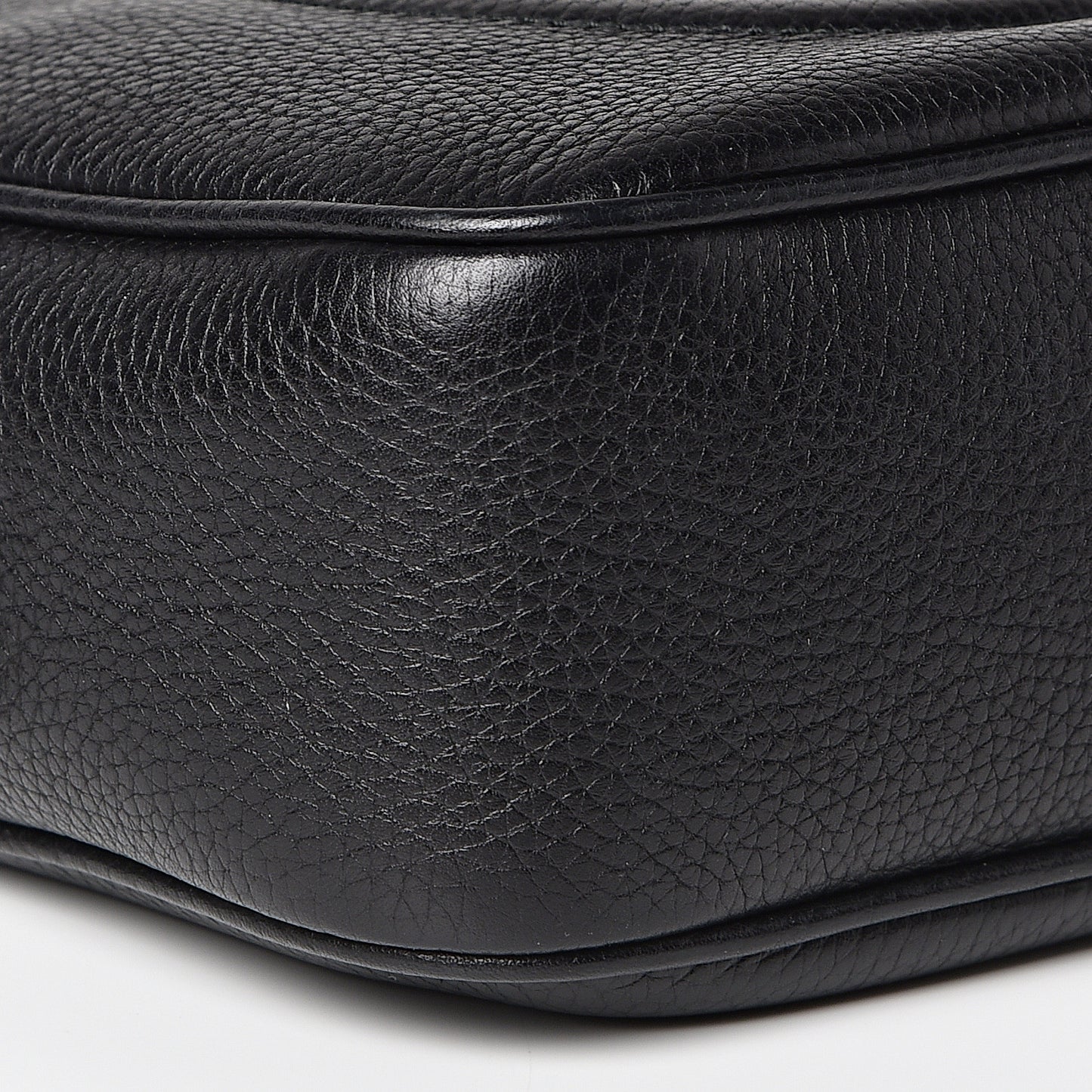 Pebbled Calfskin Small Soho Disco Bag Black