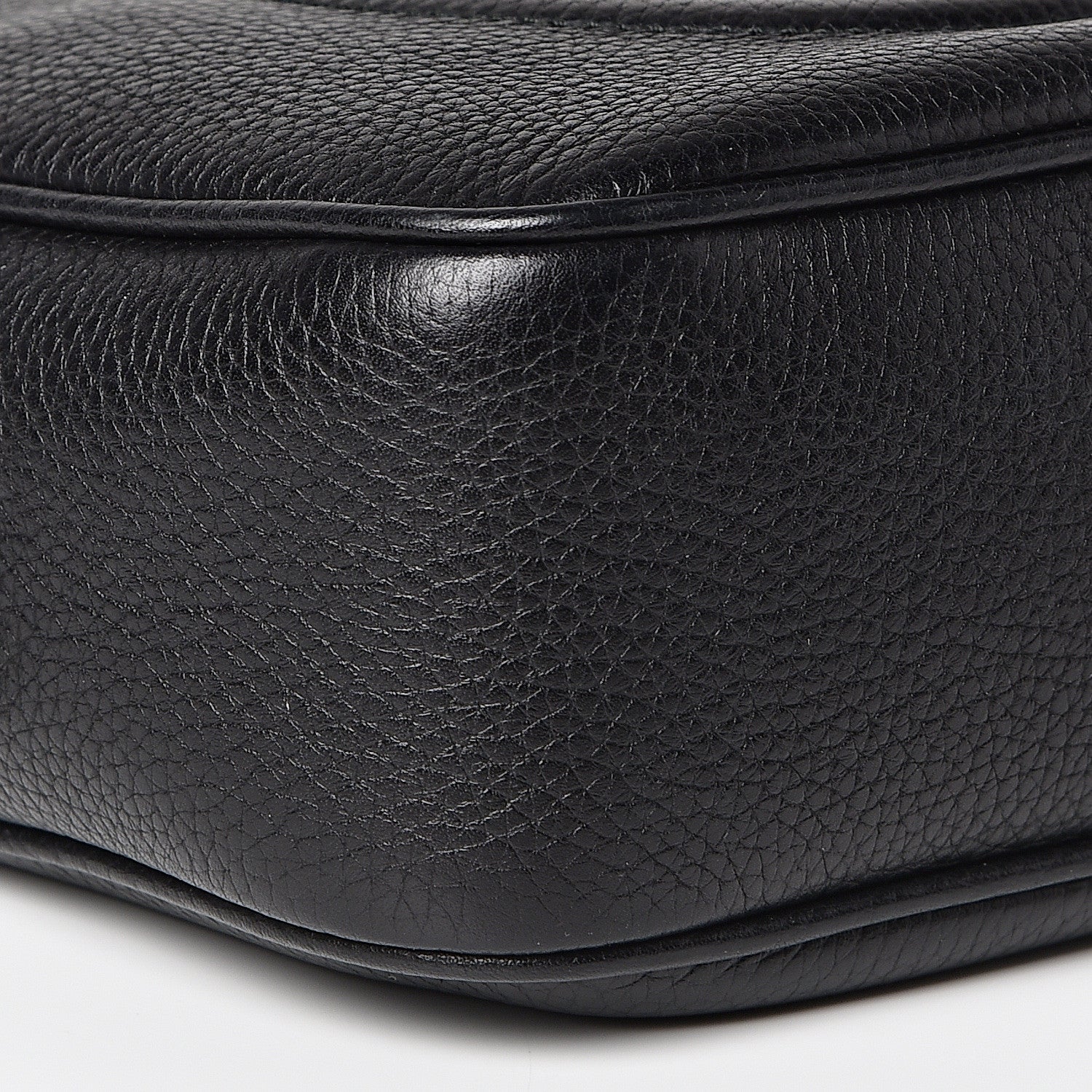 Gucci Pebbled Calfskin Small Soho Disco Bag Black 9 of 10