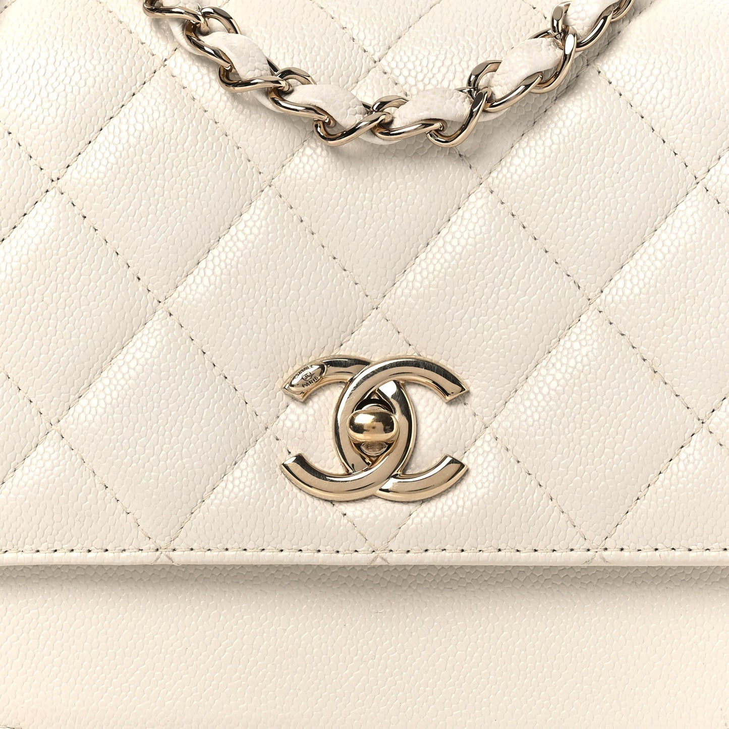 Caviar Quilted Medium Business Affinity Flap White
