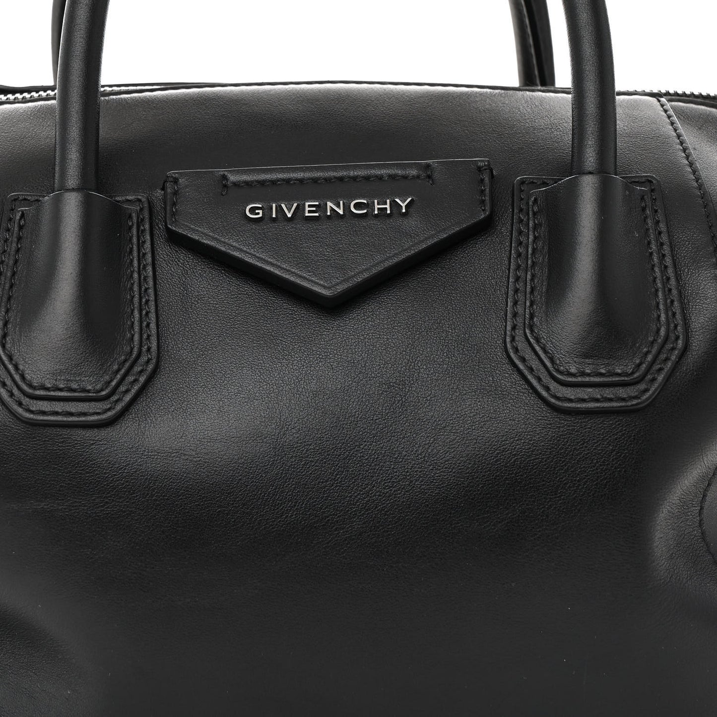 Smooth Calfskin Small Soft Antigona Black