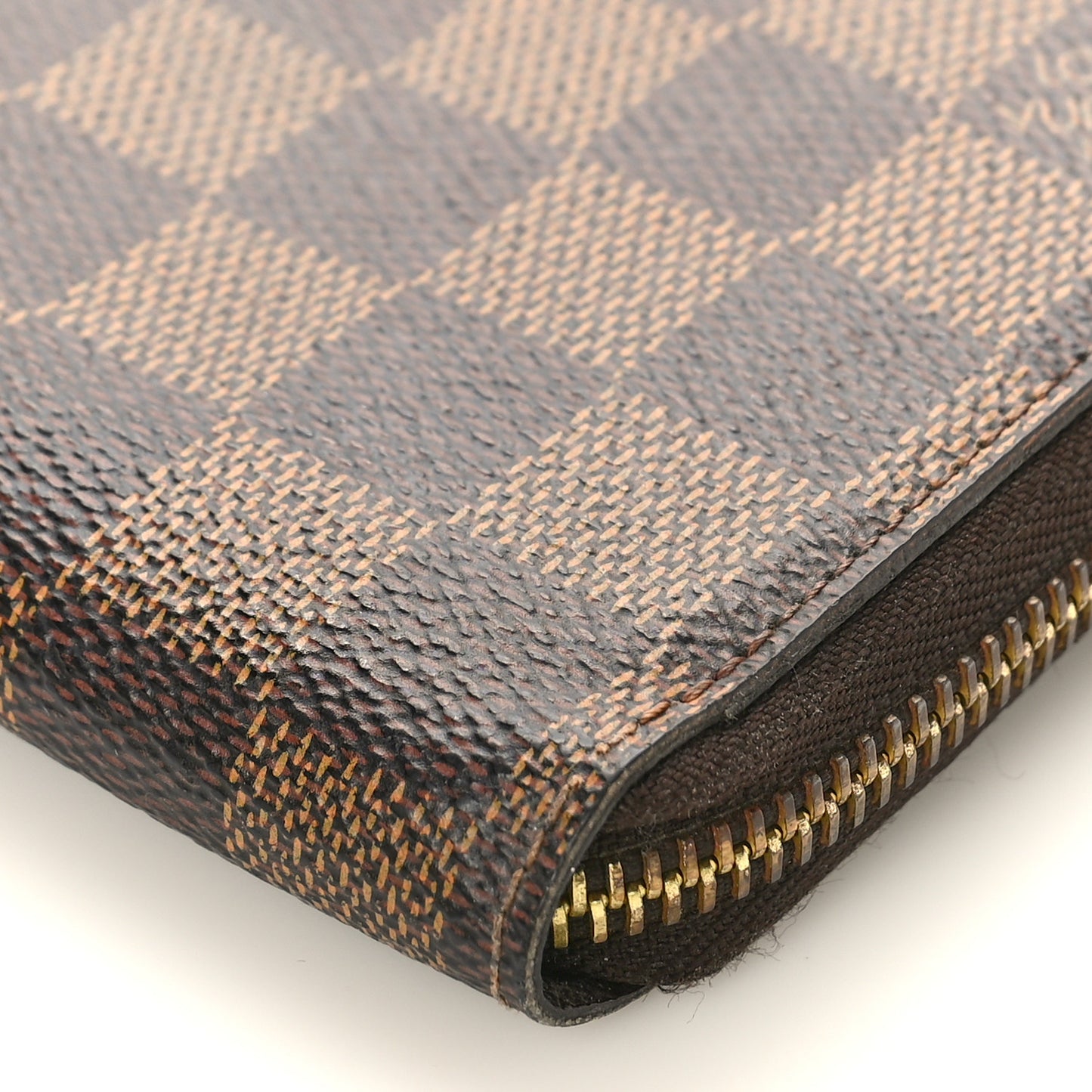 Damier Ebene Zippy Wallet