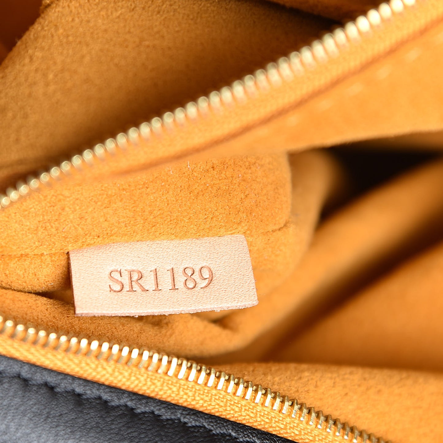 Calfskin Monogram Tufting On My Side Black