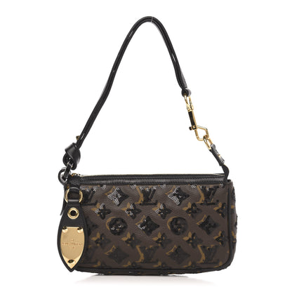 Louis Vuitton Monogram Sequins Eclipse Pochette Noir 1 of 8