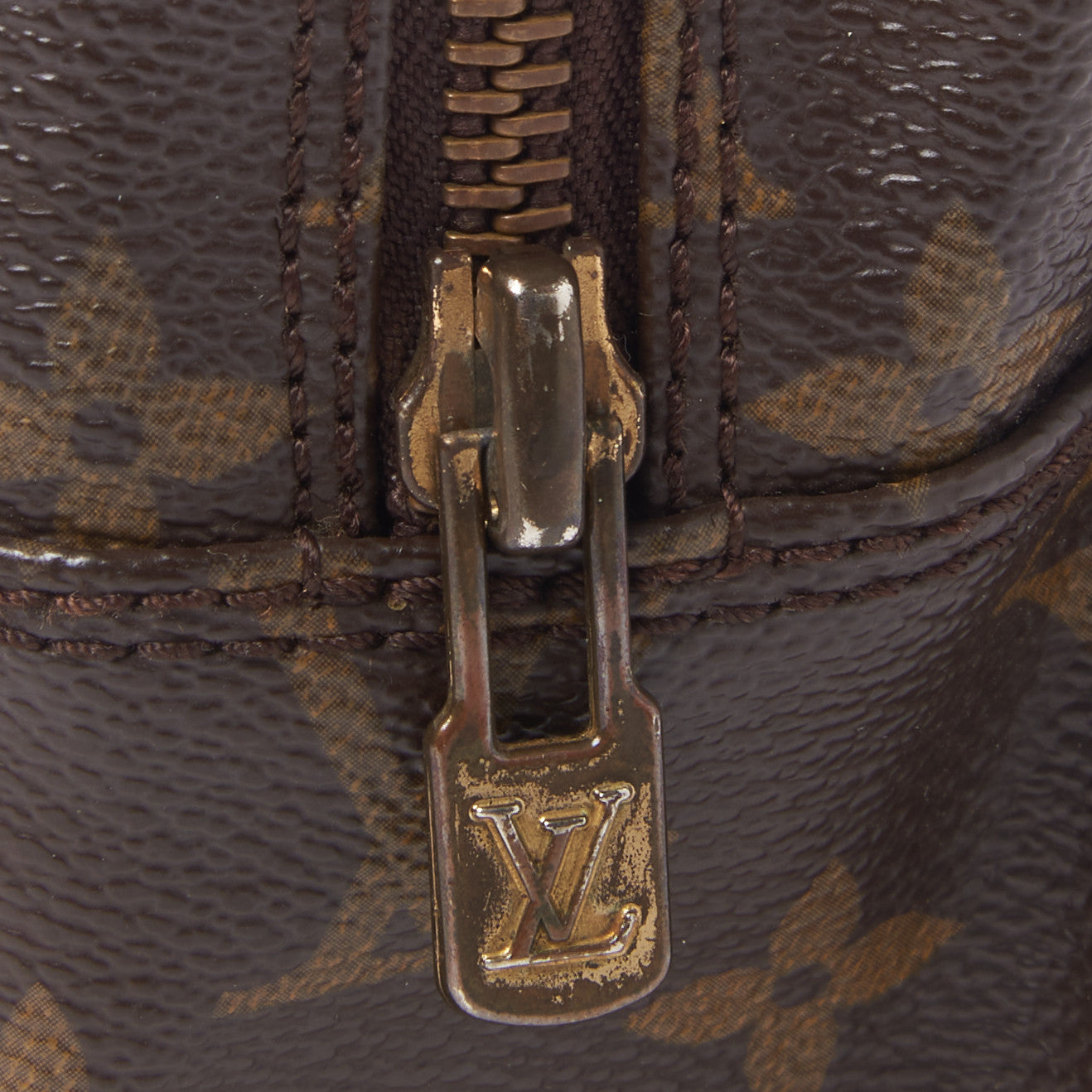 Louis Vuitton Monogram Trousse Toilette 28 8 of 8