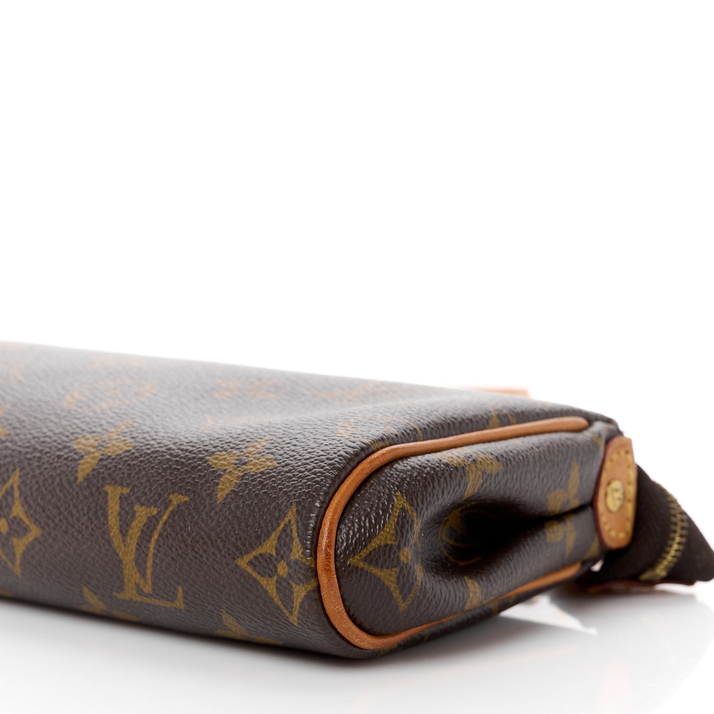 LOUIS VUITTON Monogram Eva Clutch
