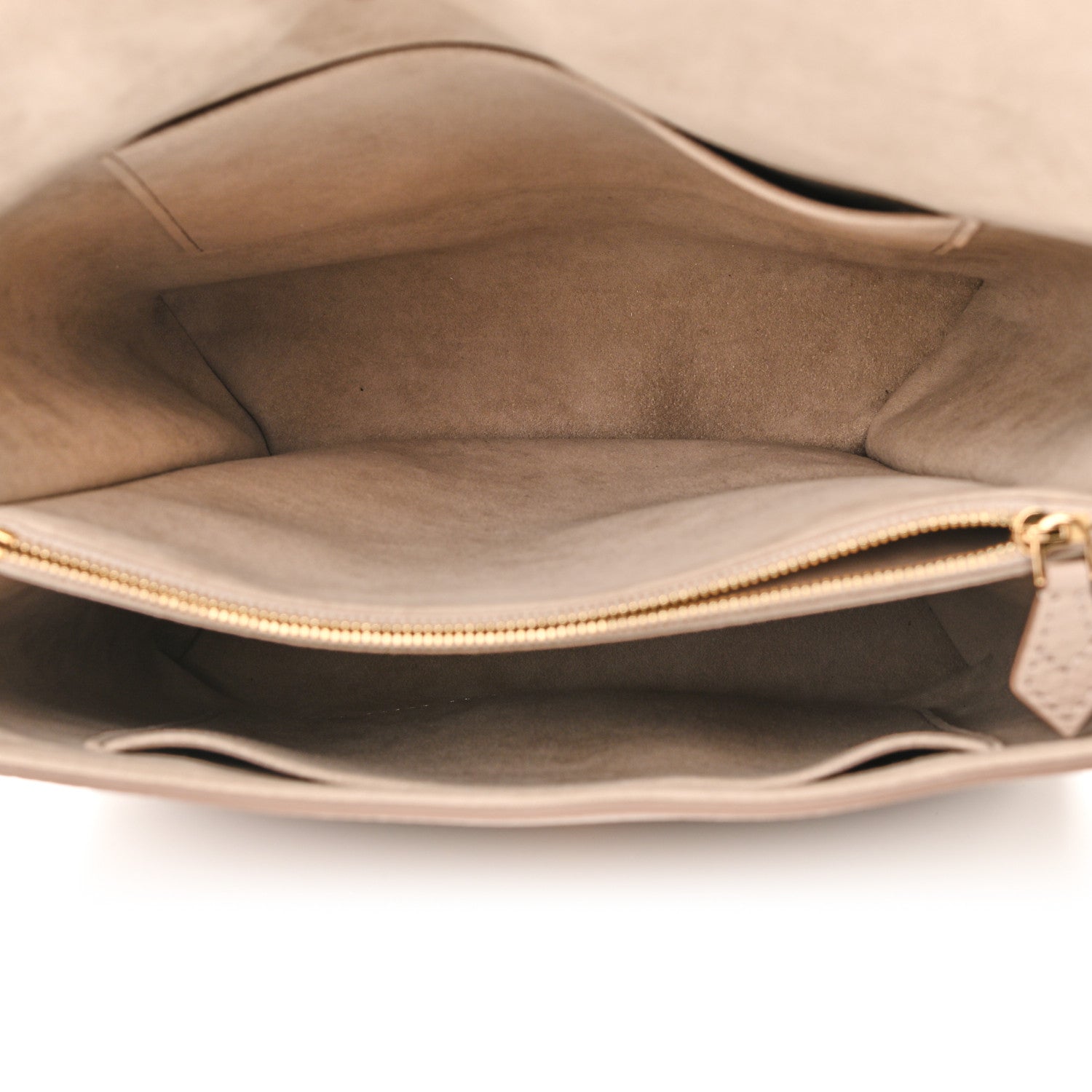 Louis Vuitton Taurillon Volta Galet 5 of 12