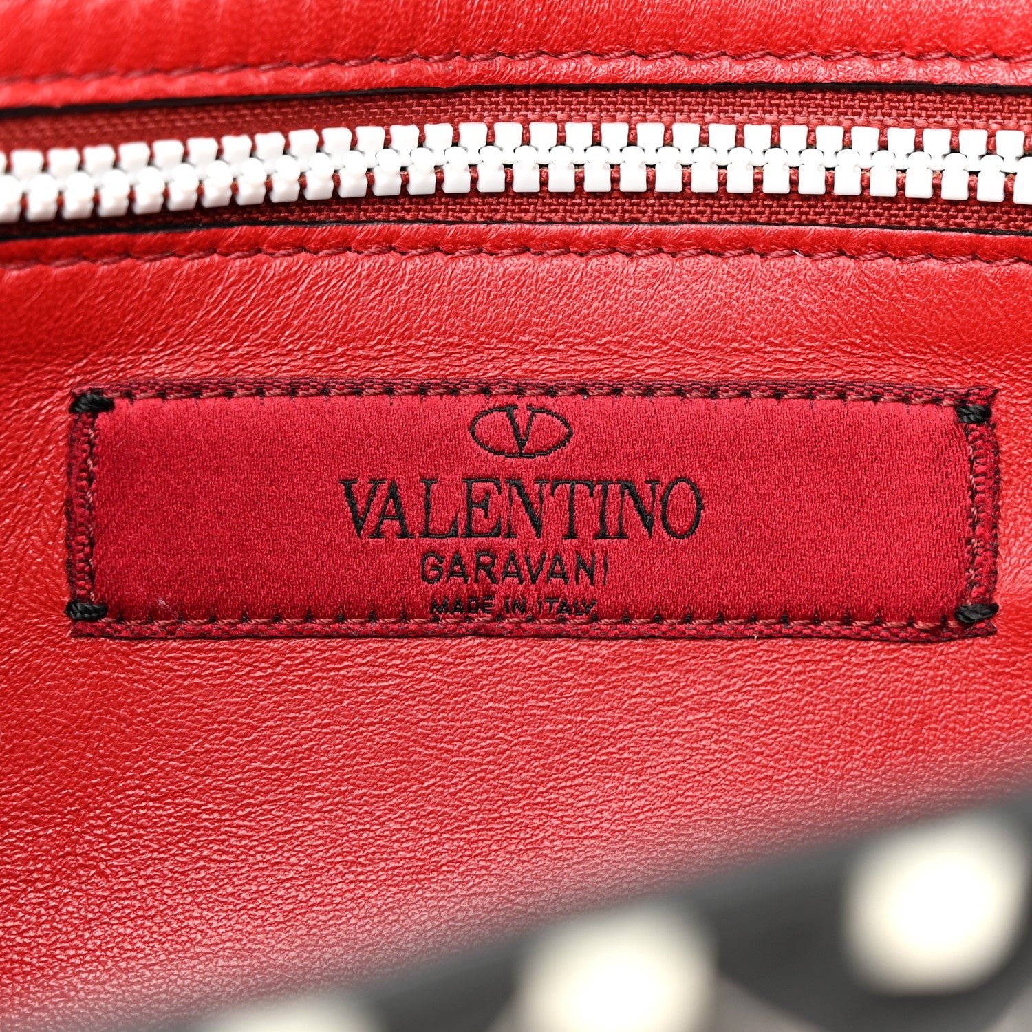 Valentino Garavani Lambskin Free Rockstud Spike Wallet On Chain Black 6 of 12
