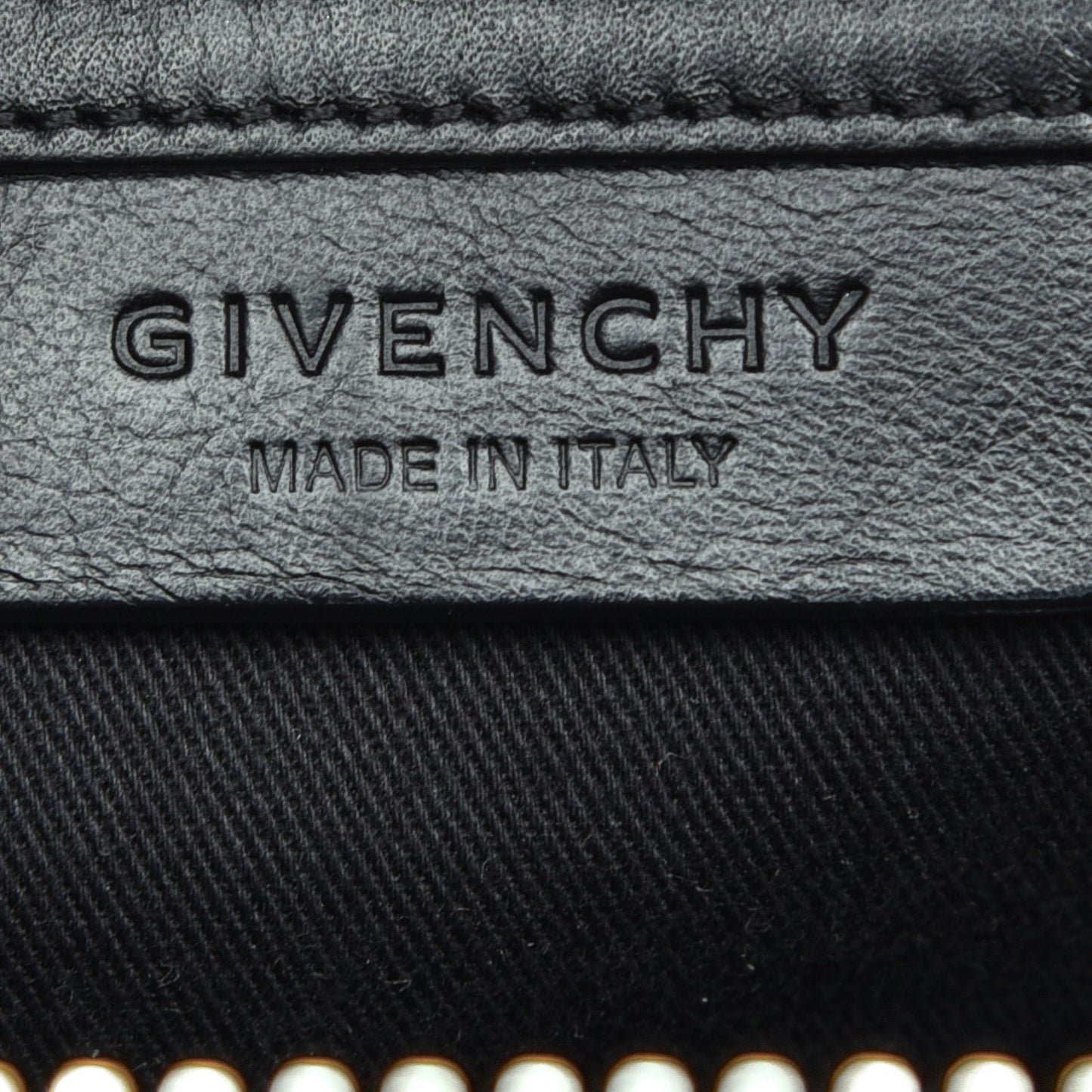 Shiny Lord Calfskin Small Antigona Black