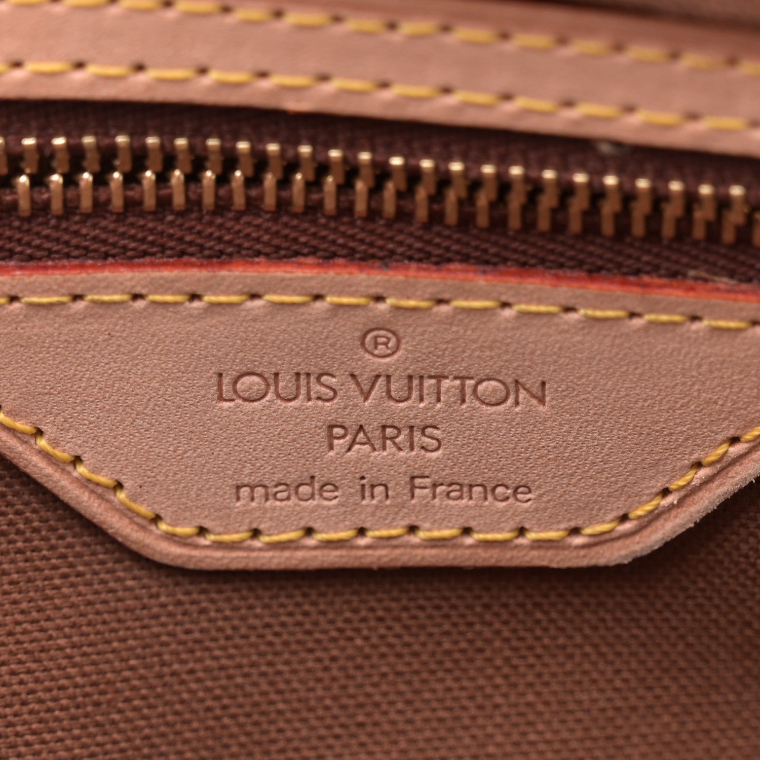 Louis Vuitton Monogram Trotteur 6 of 12