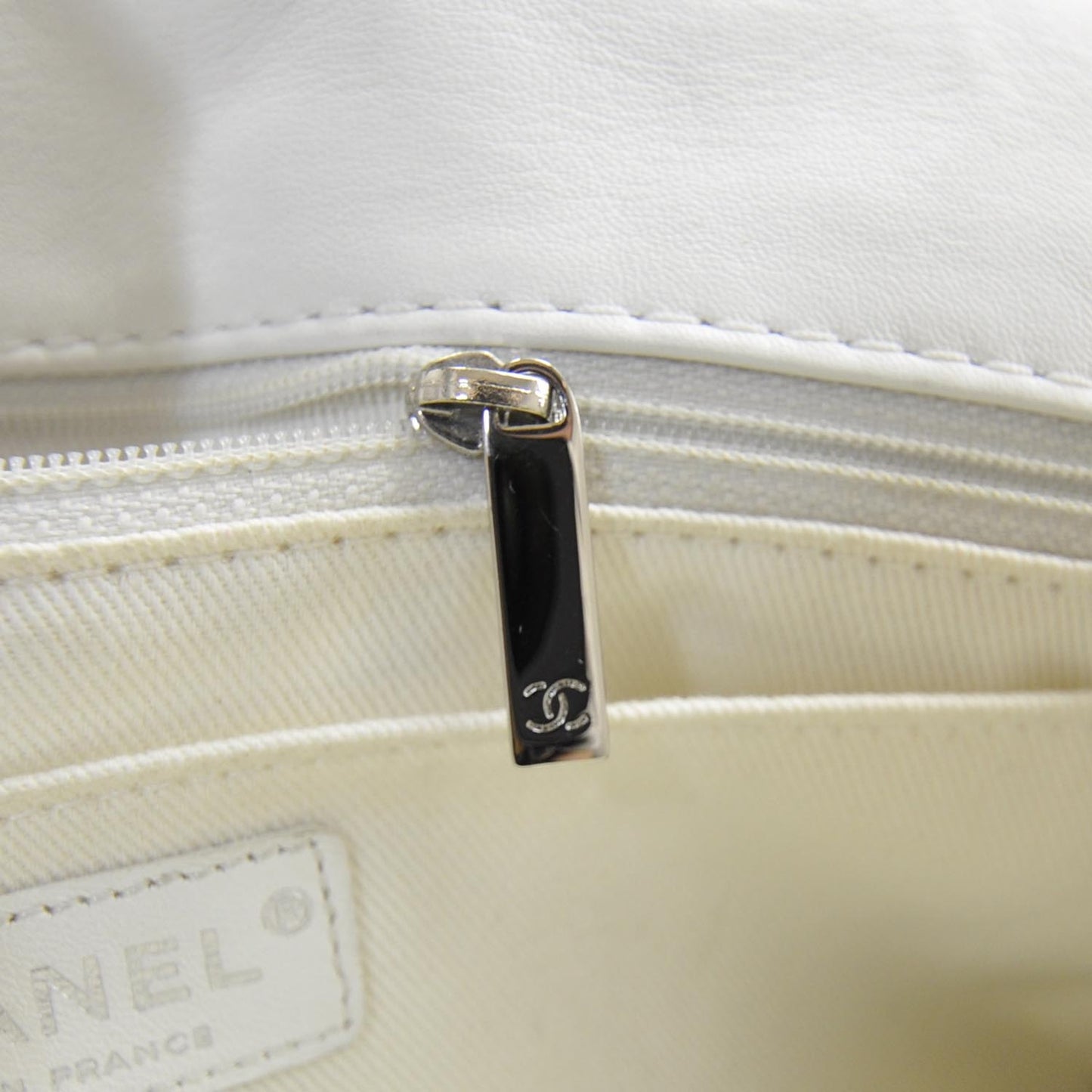 Lambskin Icons Secret Label Medium Flap White